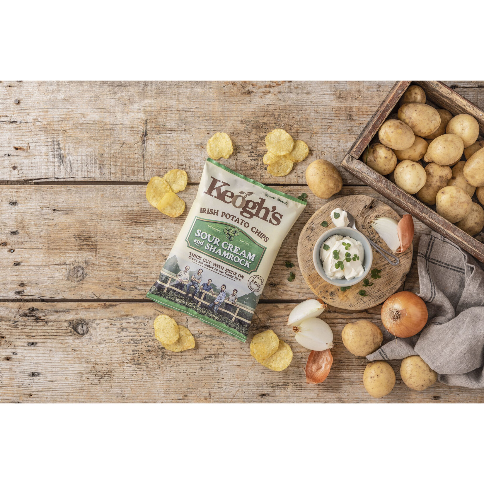 CRISPS / CHIPS KEOGH'S CRISPS (125g) - Shareable Sour Cream & Shamrock