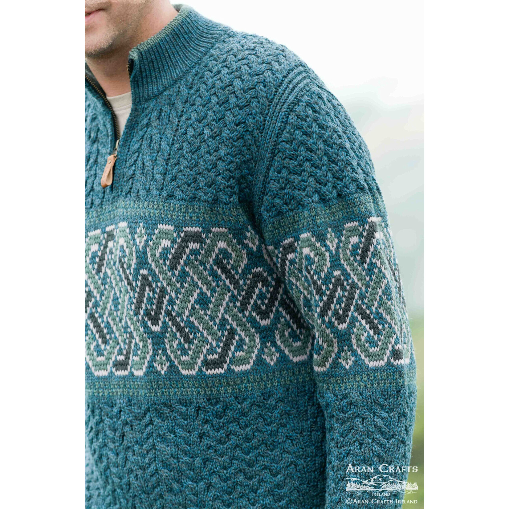 SWEATERS NEWGRANGE JACQUARD DESIGN SWEATER - Peacock