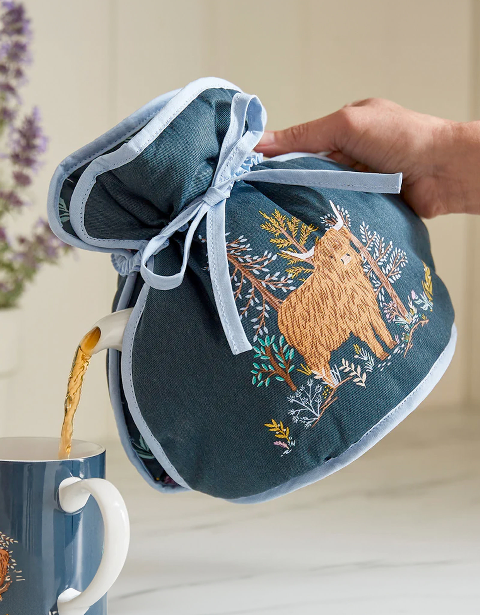 KITCHEN & ACCESSORIES CONNIE the COW - Muff Tea Cosy