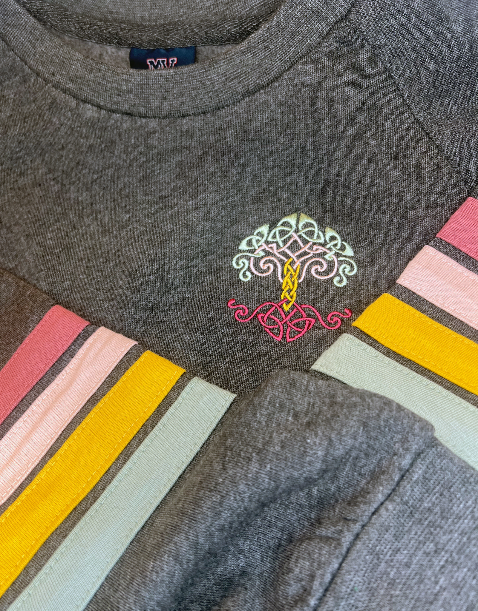 SWEATSHIRTS LADIES CREWNECK CELTIC ToL SWEATSHIRT