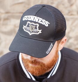 CAPS & HATS GUINNESS BLACK TRUCKER MESH CAP
