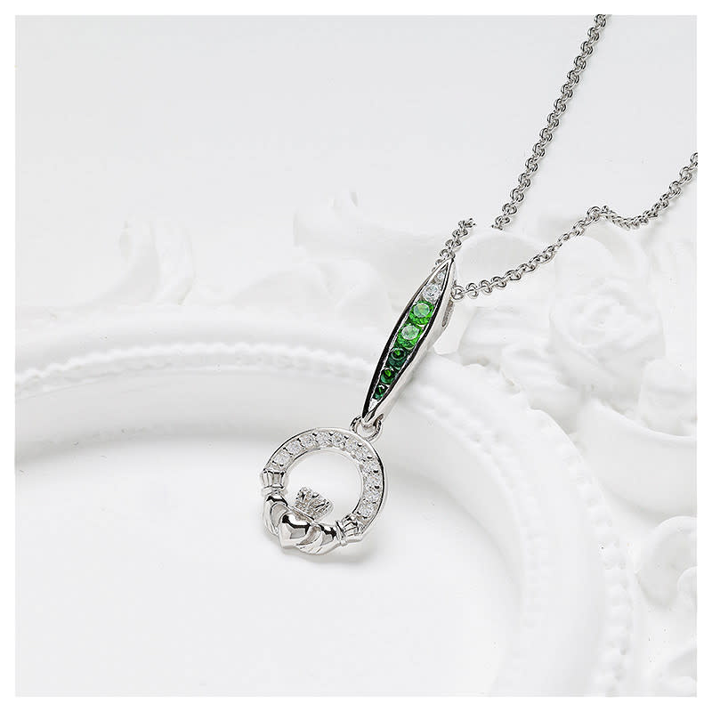 PENDANTS & NECKLACES SHANORE STERLING GRN/WHT OMBRE CRYSTAL CLADDAGH PENDANT