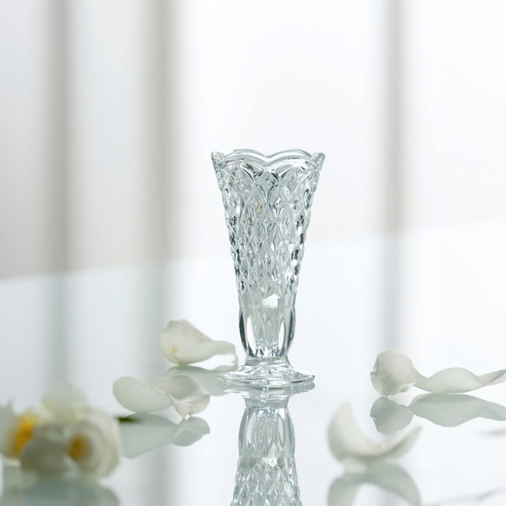 VASES & BOWLS GALWAY CRYSTAL ASHFORD BUD VASE