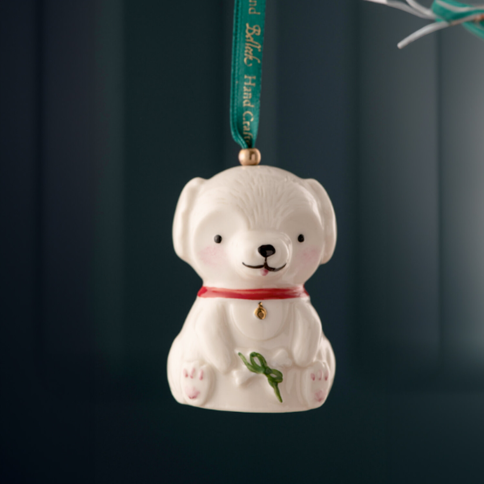 ORNAMENTS BELLEEK ORNAMENT - Doggy