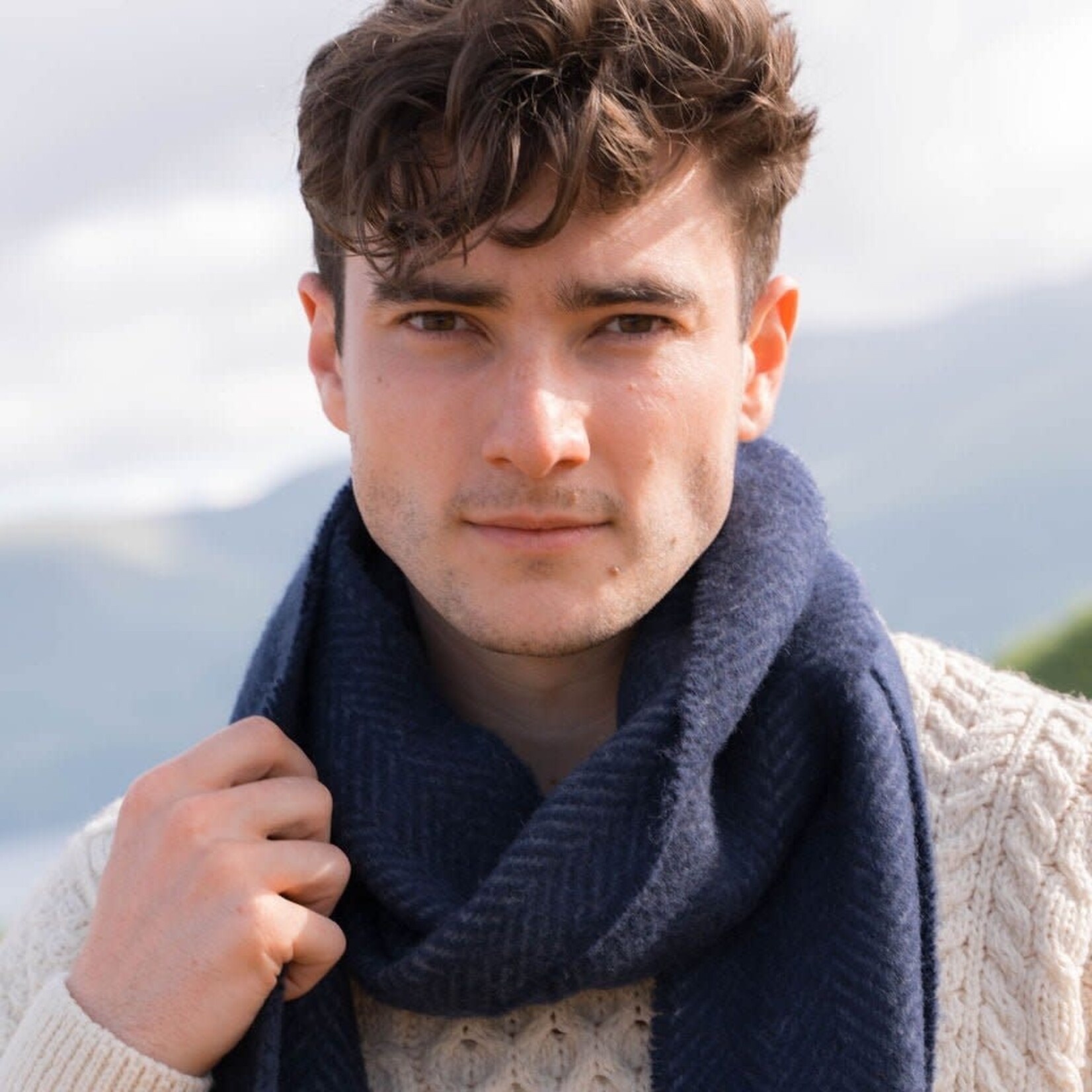 ACCESSORIES IRISH MERINO CASHMERE SCARF - Gry Nvy Herri