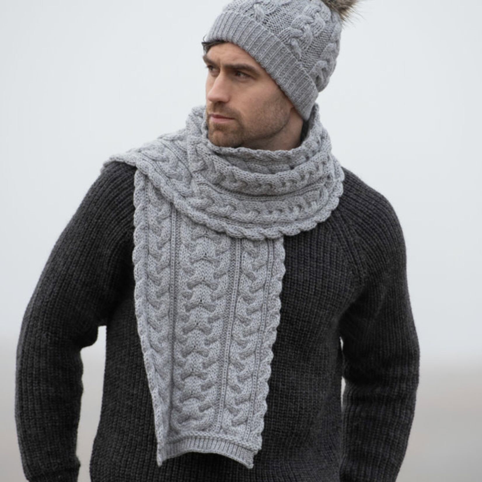 ACCESSORIES CHUNKY CABLE UNISEX SCARF