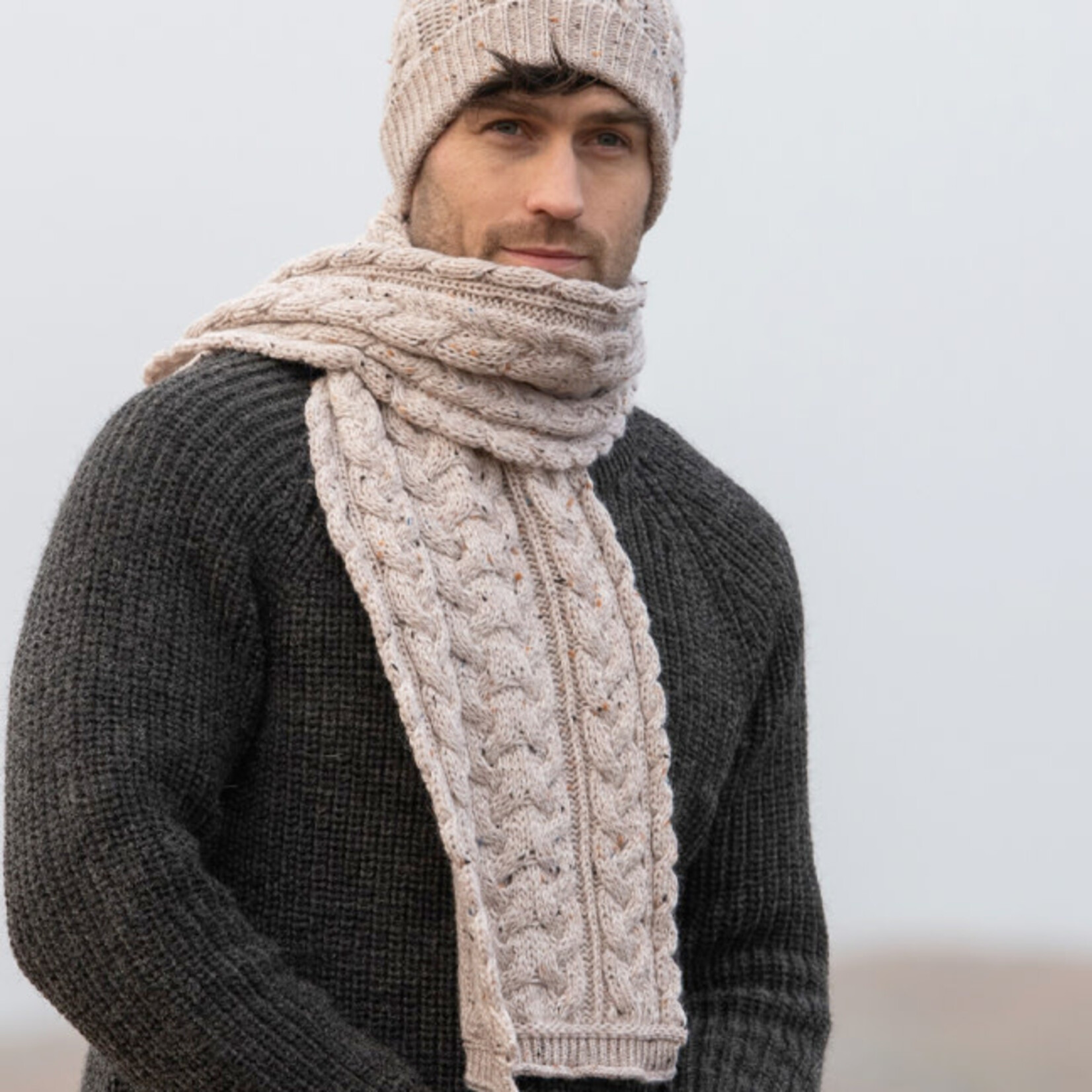 ACCESSORIES CHUNKY CABLE UNISEX SCARF