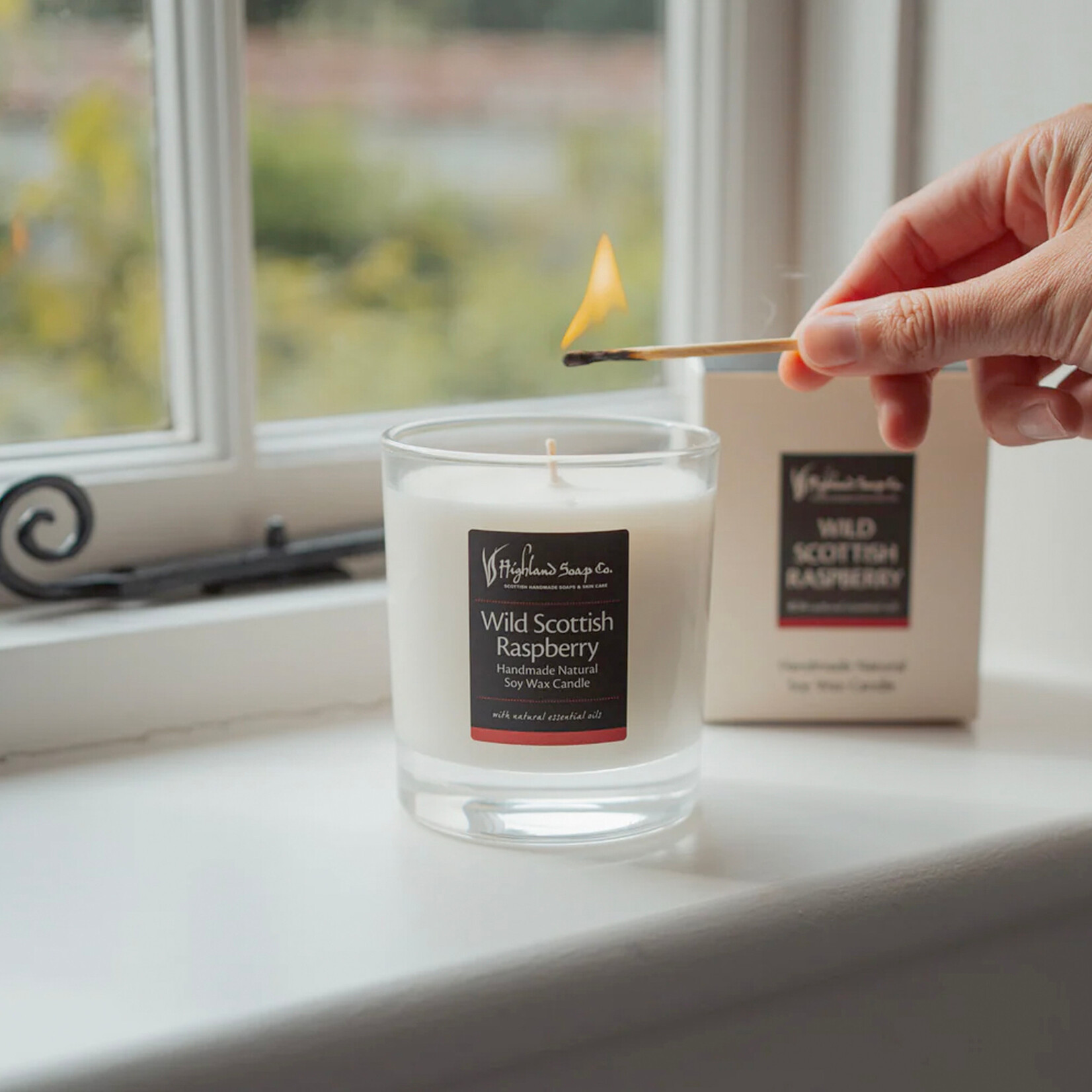 CANDLES HIGHLAND SOAP CO. CANDLE - Wild Scottish Raspberry