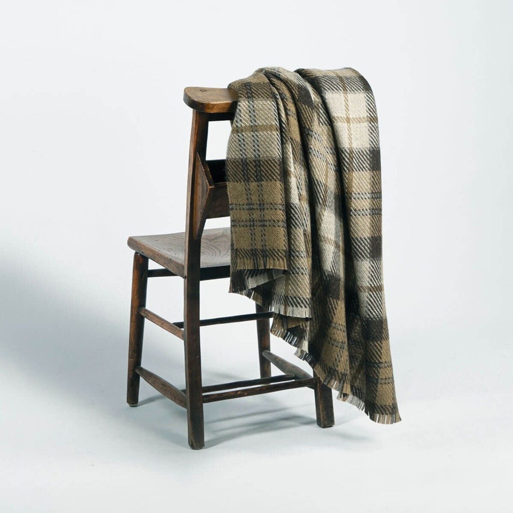 TAPESTRIES, THROWS, ETC. BRACKEN BRITISH WOOL BLANKET - Lochaber Pearl