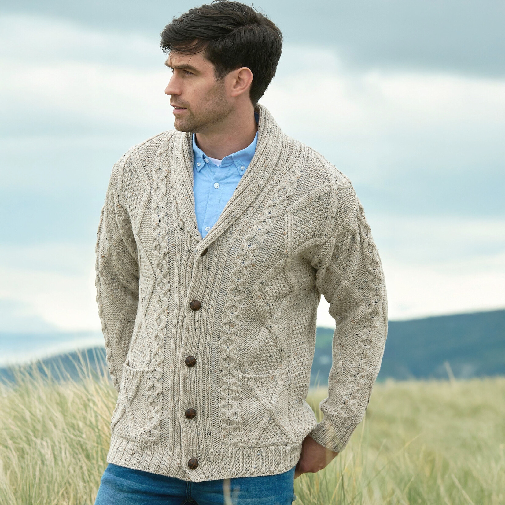 SWEATERS KERRY ARAN BUTTON CARDIGAN - Oatmeal Nep