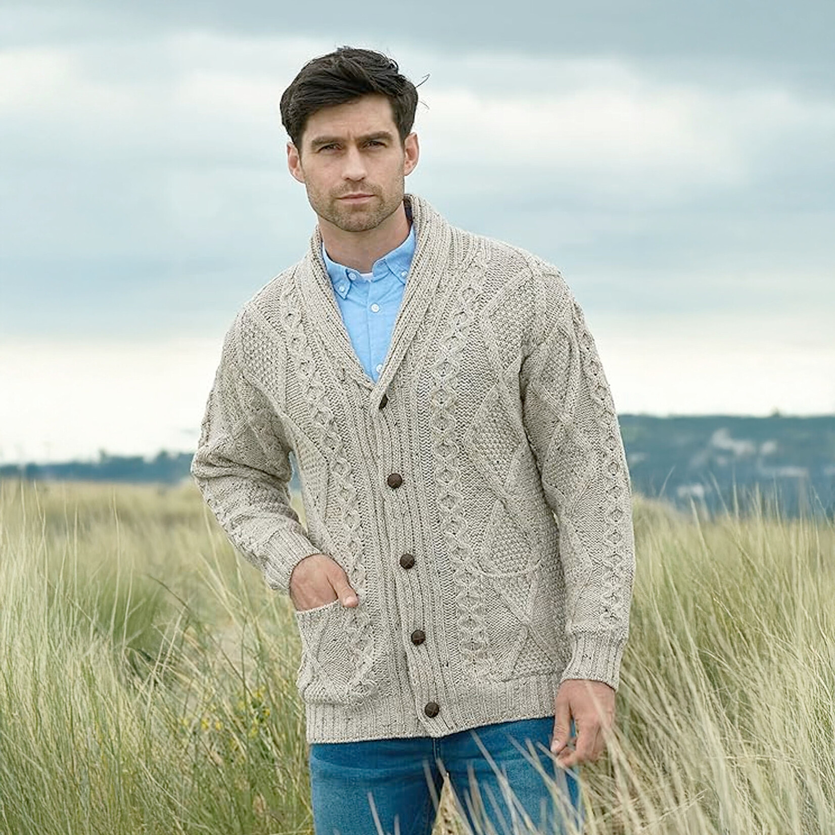 SWEATERS KERRY ARAN BUTTON CARDIGAN - Oatmeal Nep