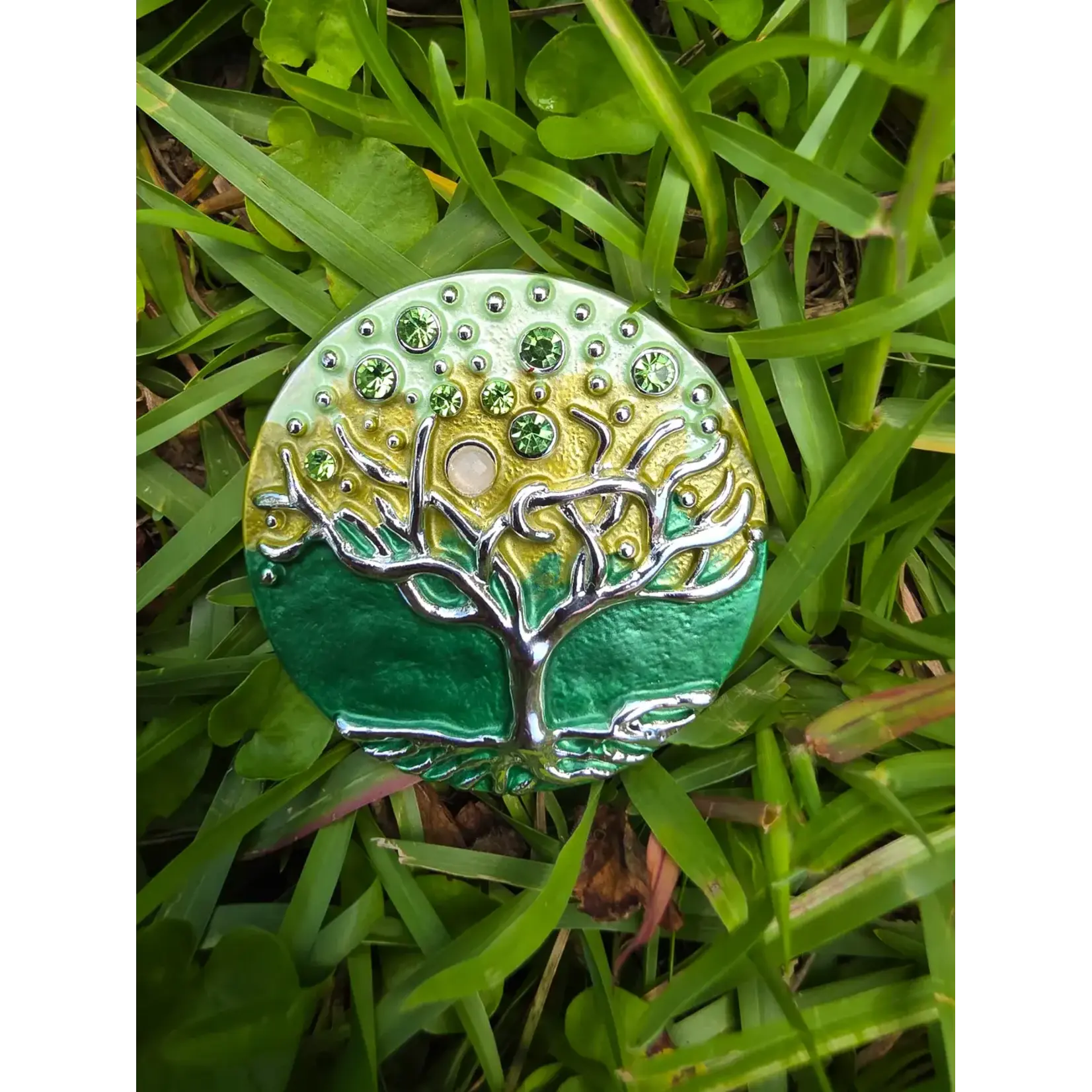 PINS & BROOCHES MAGNETIC TREE of LIFE PIN