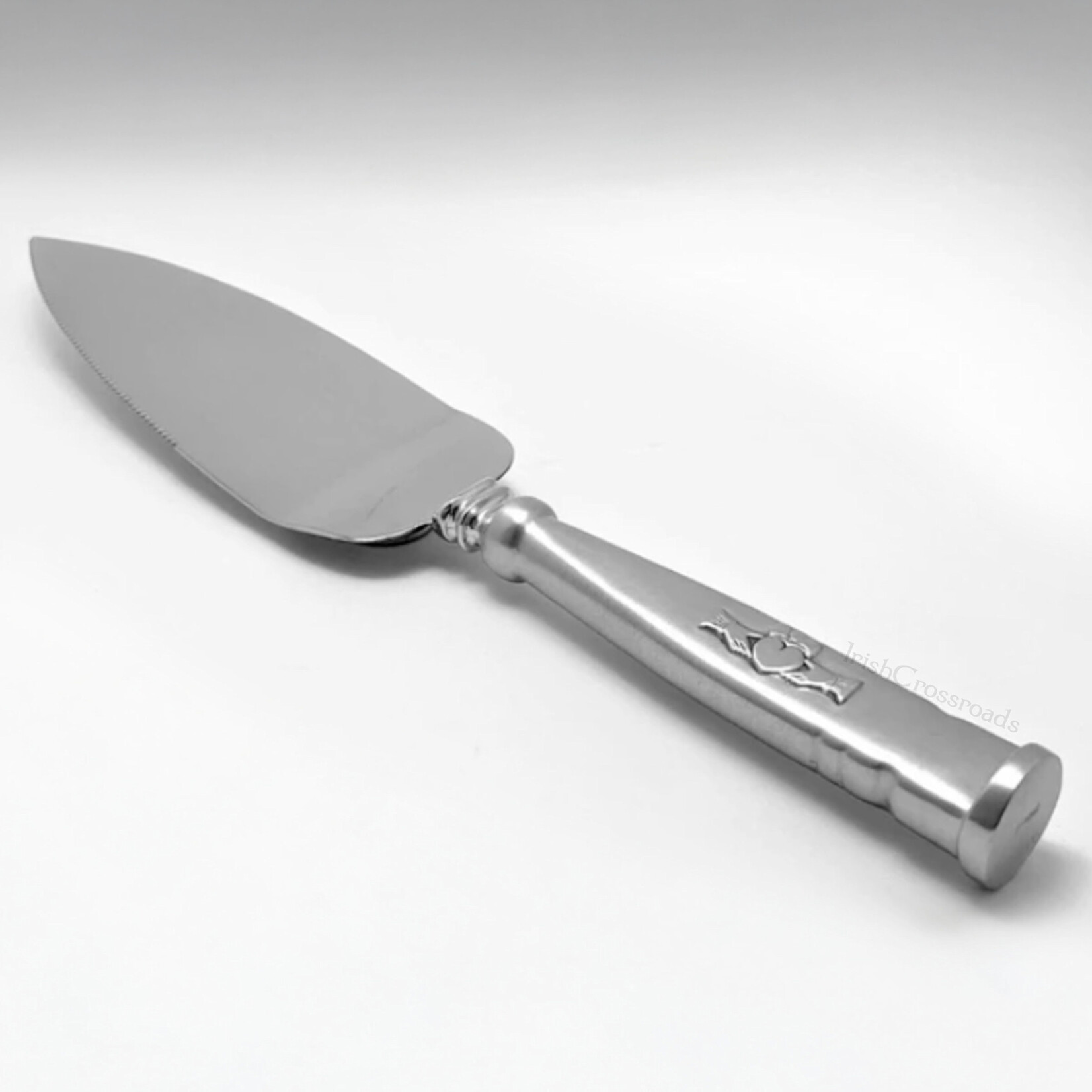 WEDDING ACCESSORIES MULLINGAR PEWTER WEDDING CAKE SERVER - Claddagh