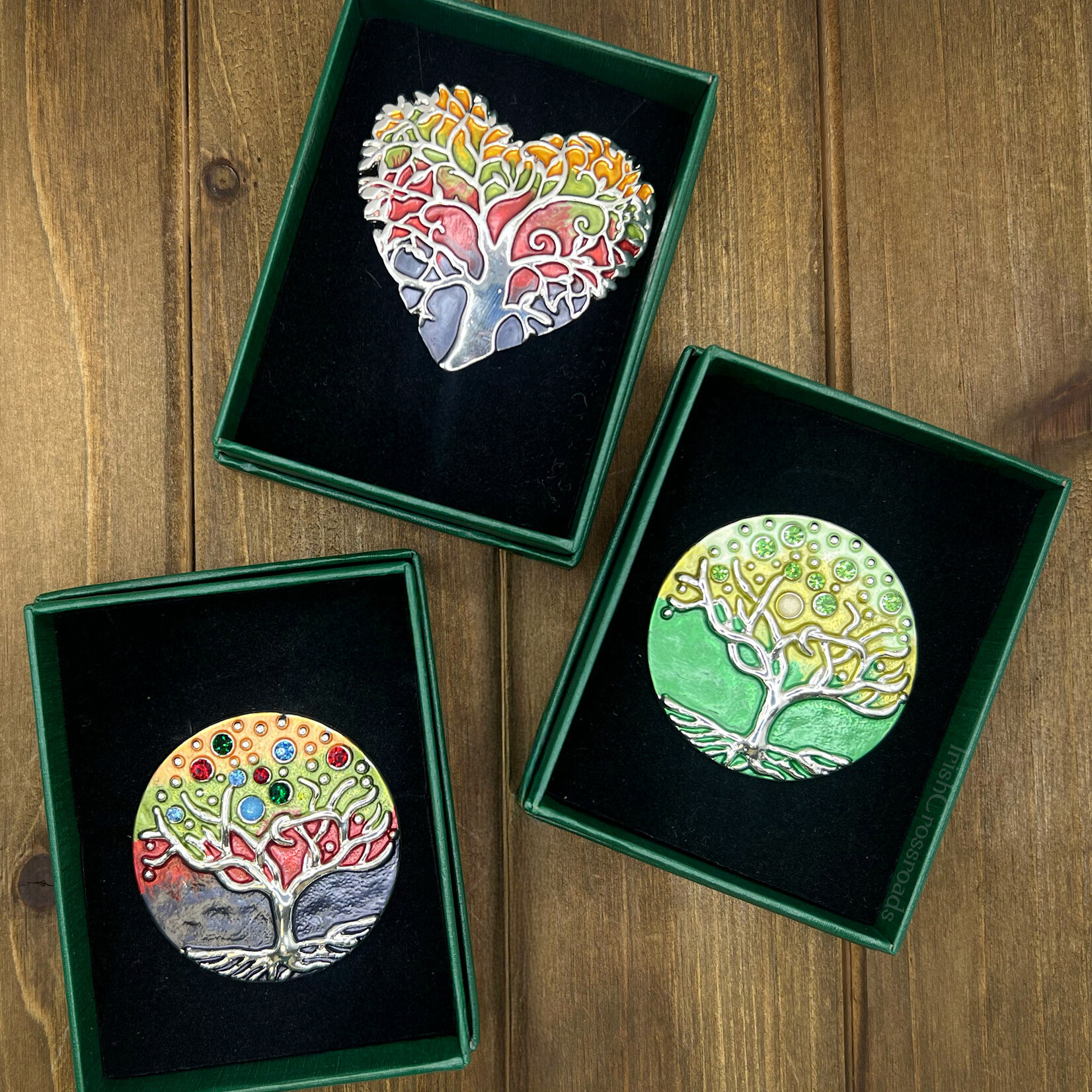 PINS & BROOCHES MAGNETIC TREE of LIFE PIN