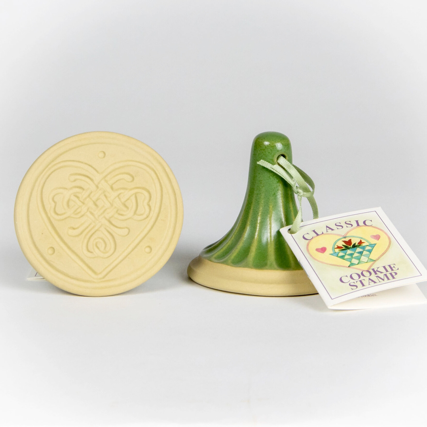 KITCHEN & ACCESSORIES COOKIE STAMP - Celtic Heart