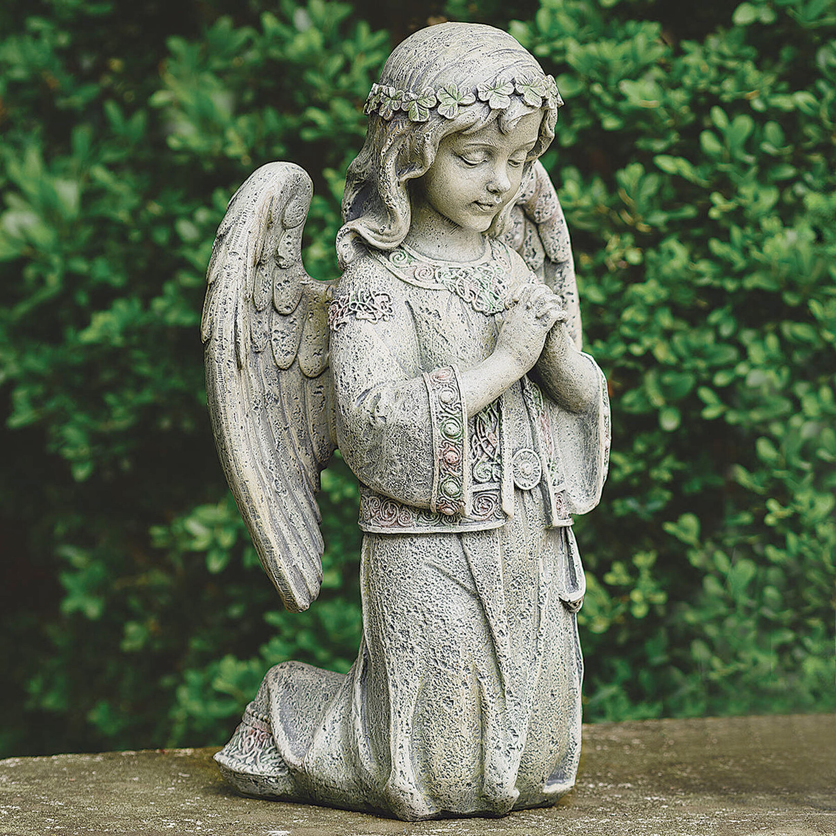 GARDEN KNEELING CELTIC GARDEN ANGEL