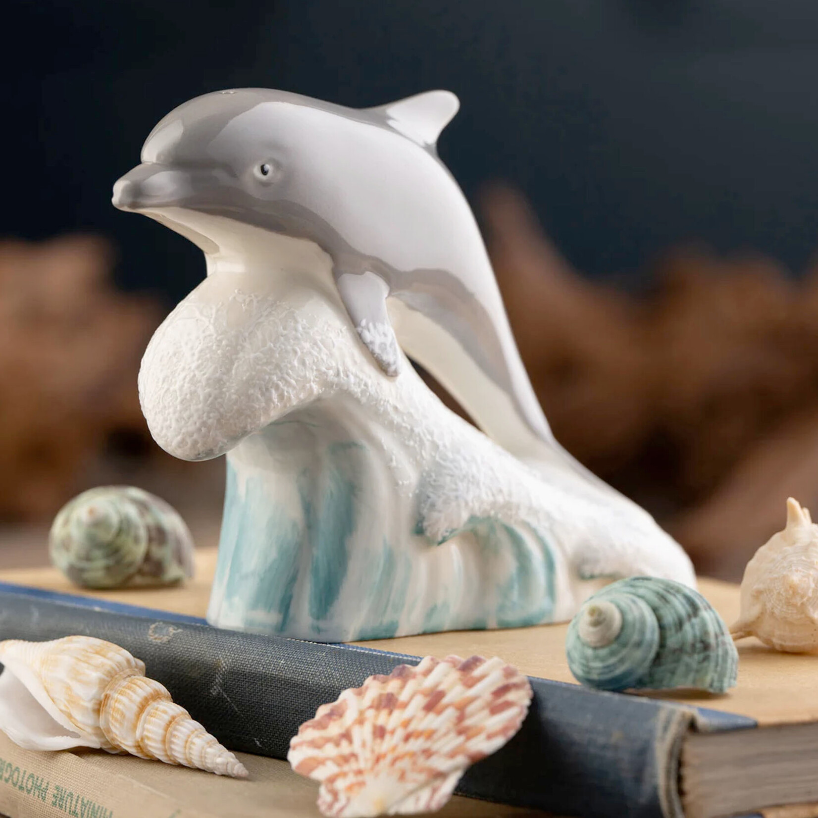 DECOR BELLEEK WILD ATLANTIC DOLPHIN