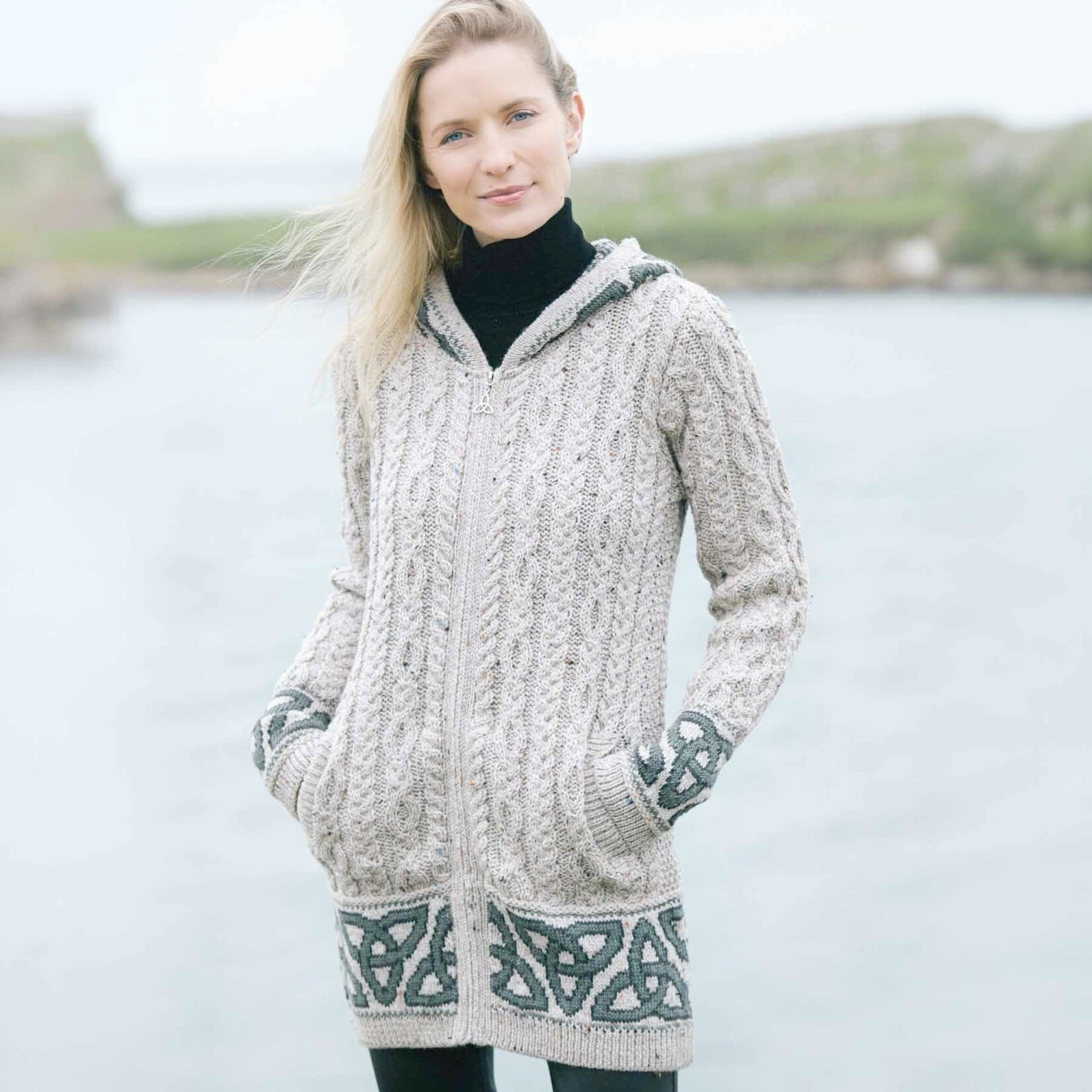 SWEATERS ST. BRIGID CELTIC JACQUARD HOODED COAT - Oatmeal