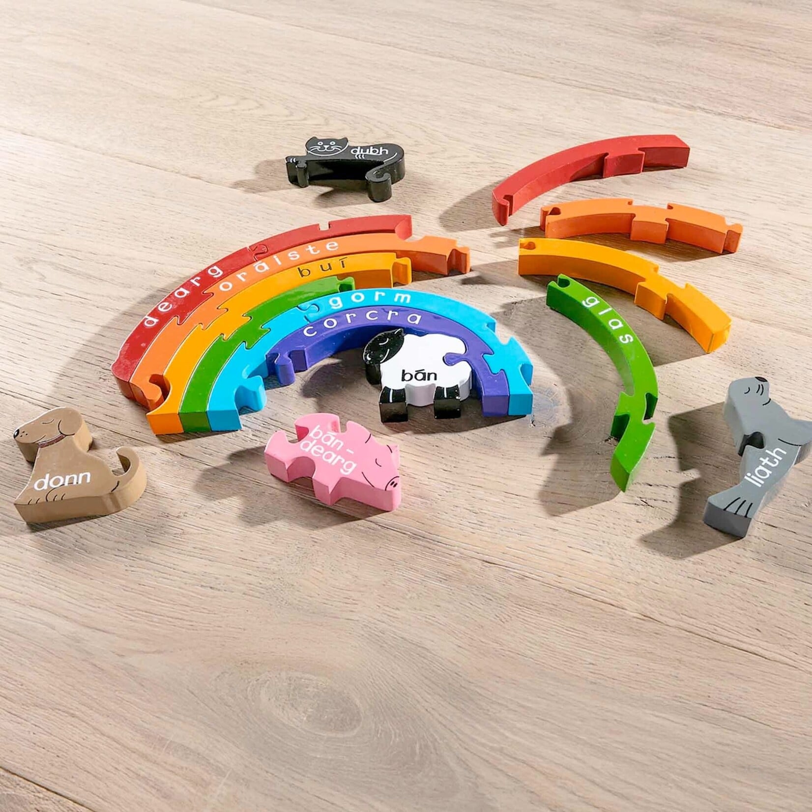 TOYS ALPHABET JIGSAWS - Rainbow (Irish)
