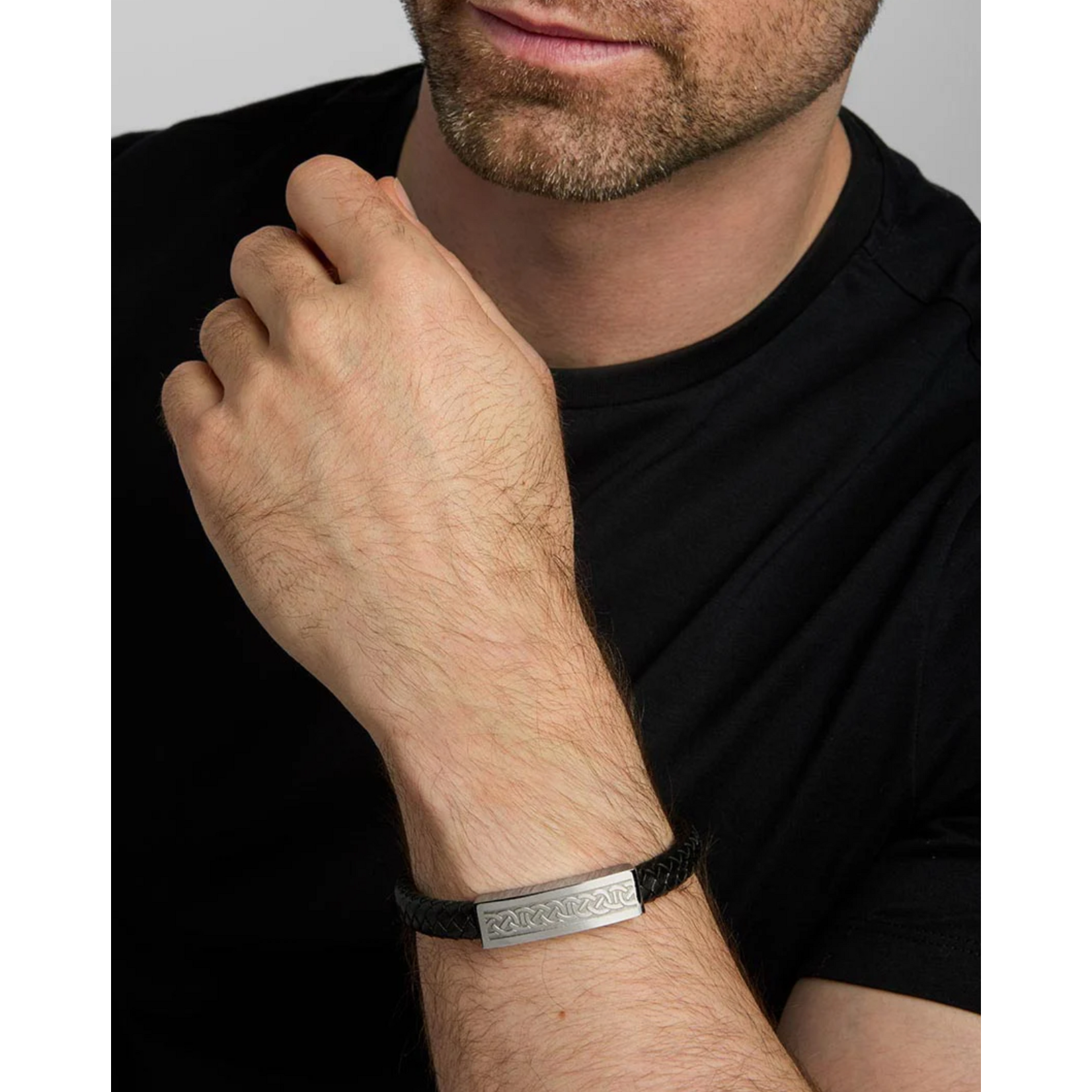 MENS JEWELRY SOLVAR CELTIC MAN STAINLESS STEEL & BLK LEATHER BRACELET