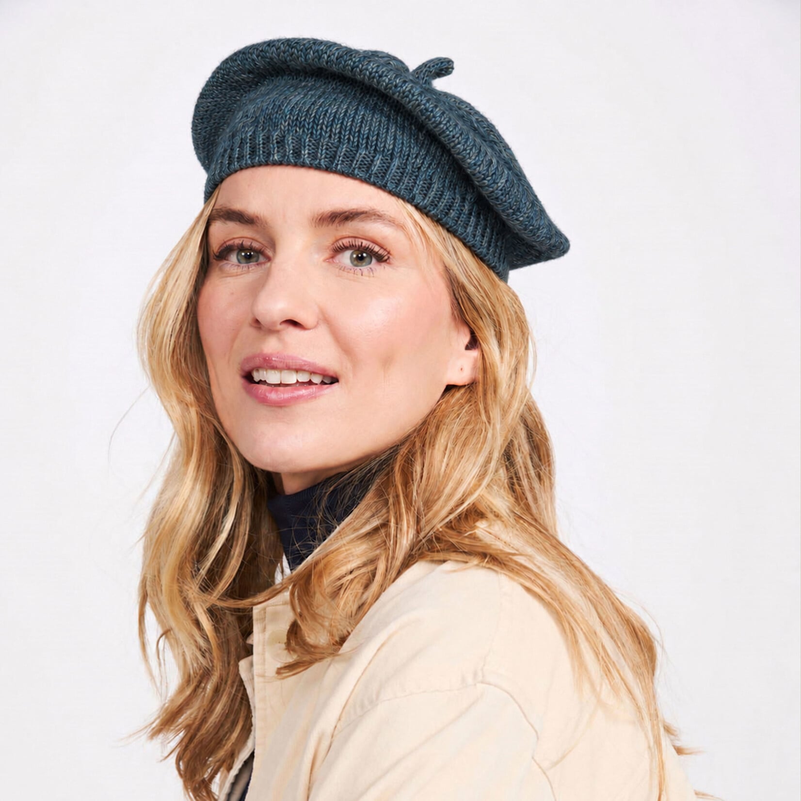 CAPS & HATS ARAN PLAIN ADULT BERET