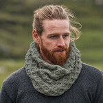 ACCESSORIES ARAN MERINO CASHMERE SNOOD SCARF - CM Green