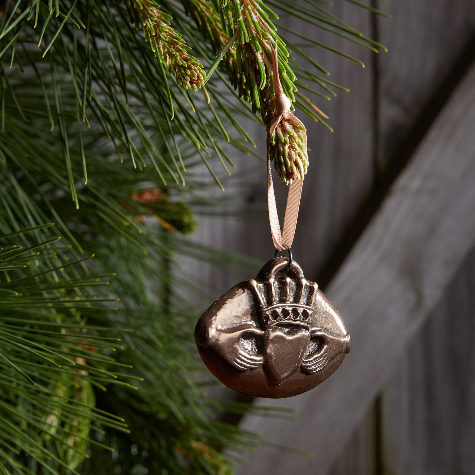 ORNAMENTS WILD GOOSE BRONZE ORNAMENT - Claddagh