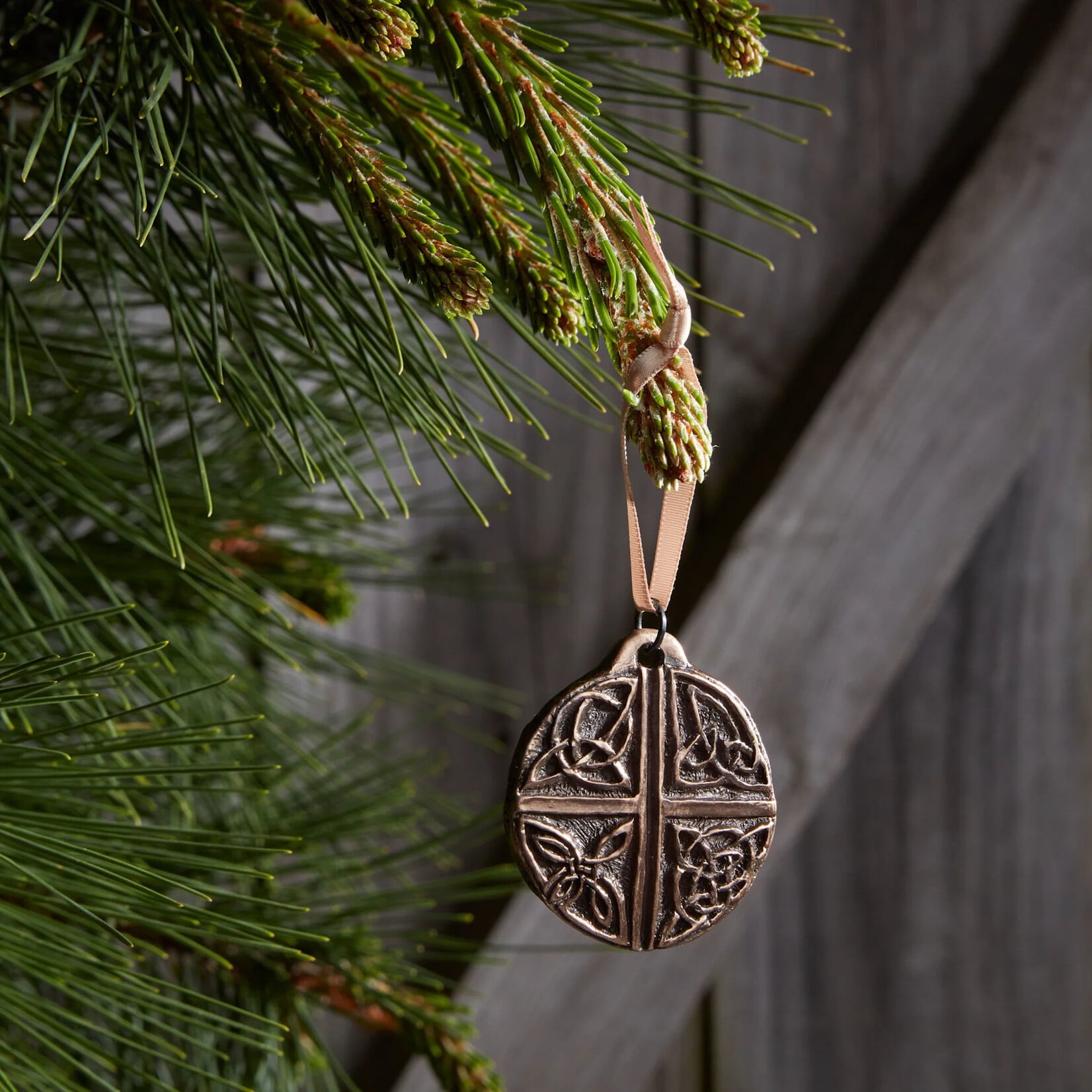ORNAMENTS WILD GOOSE BRONZE ORNAMENT - Celtic Love Cross