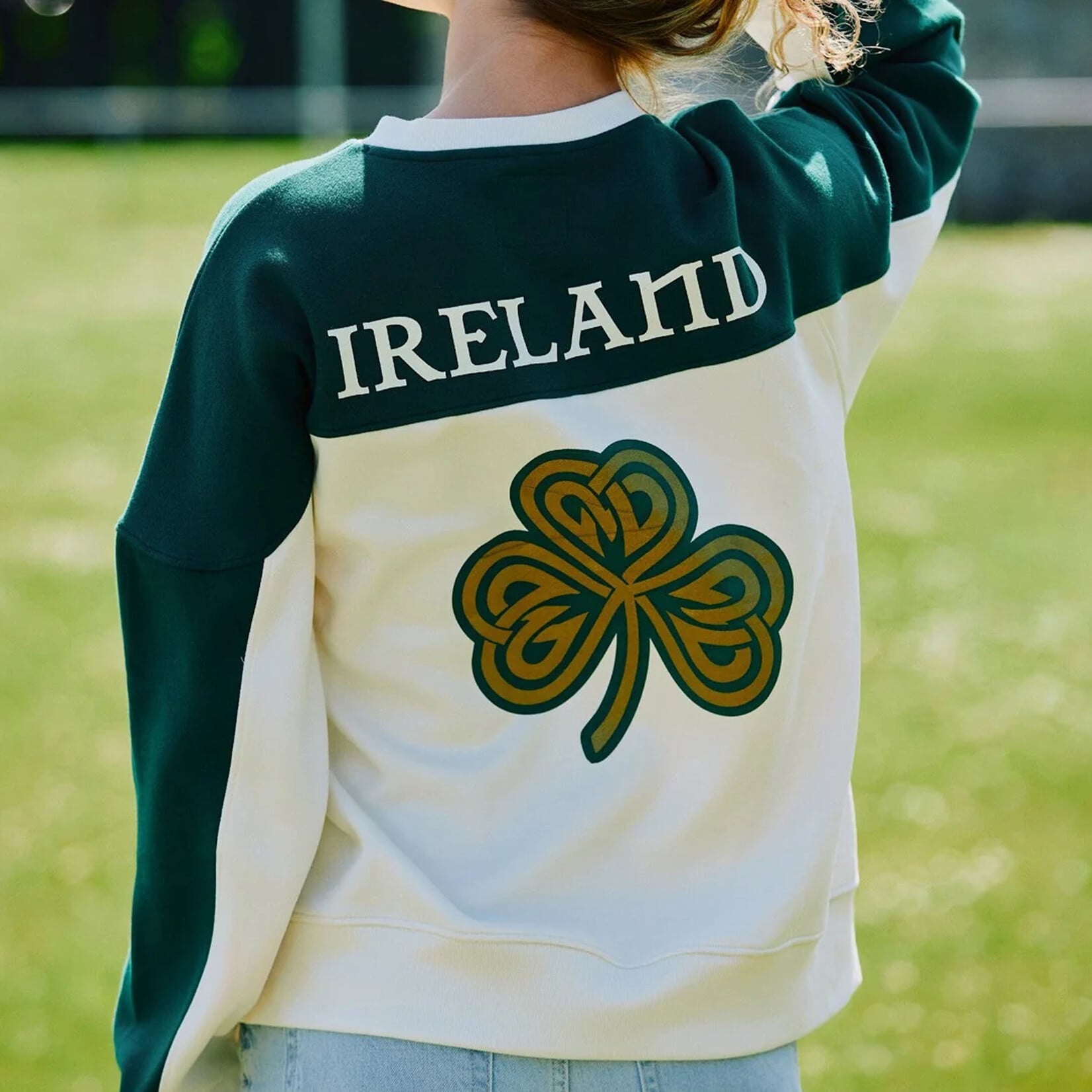 SWEATERS IRL CRESTED CREAM & GRN JUMPER