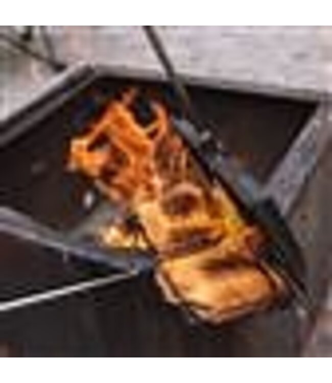 Coghlan's Coghlan's Double Cast Iron Camp Cooker