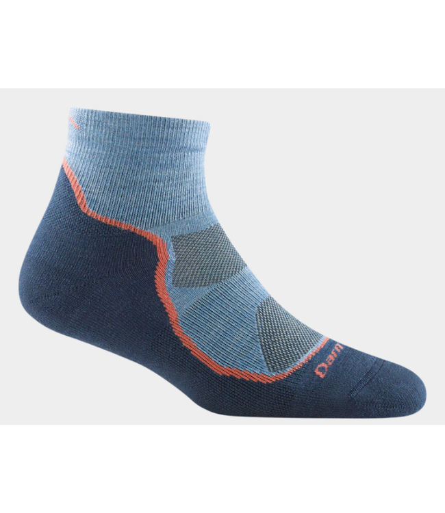 Darn Tough Darn Tough Women's Light Hiker Quarter Lightweight Hiker Sock - 1987W