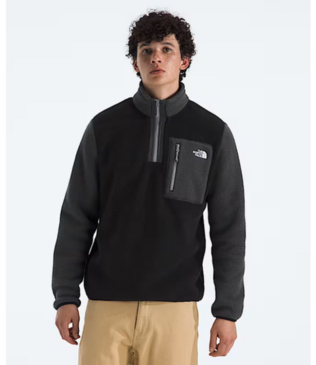 The North Face The North Face Men's Yumiori 1/4 Zip Fleece Sweater