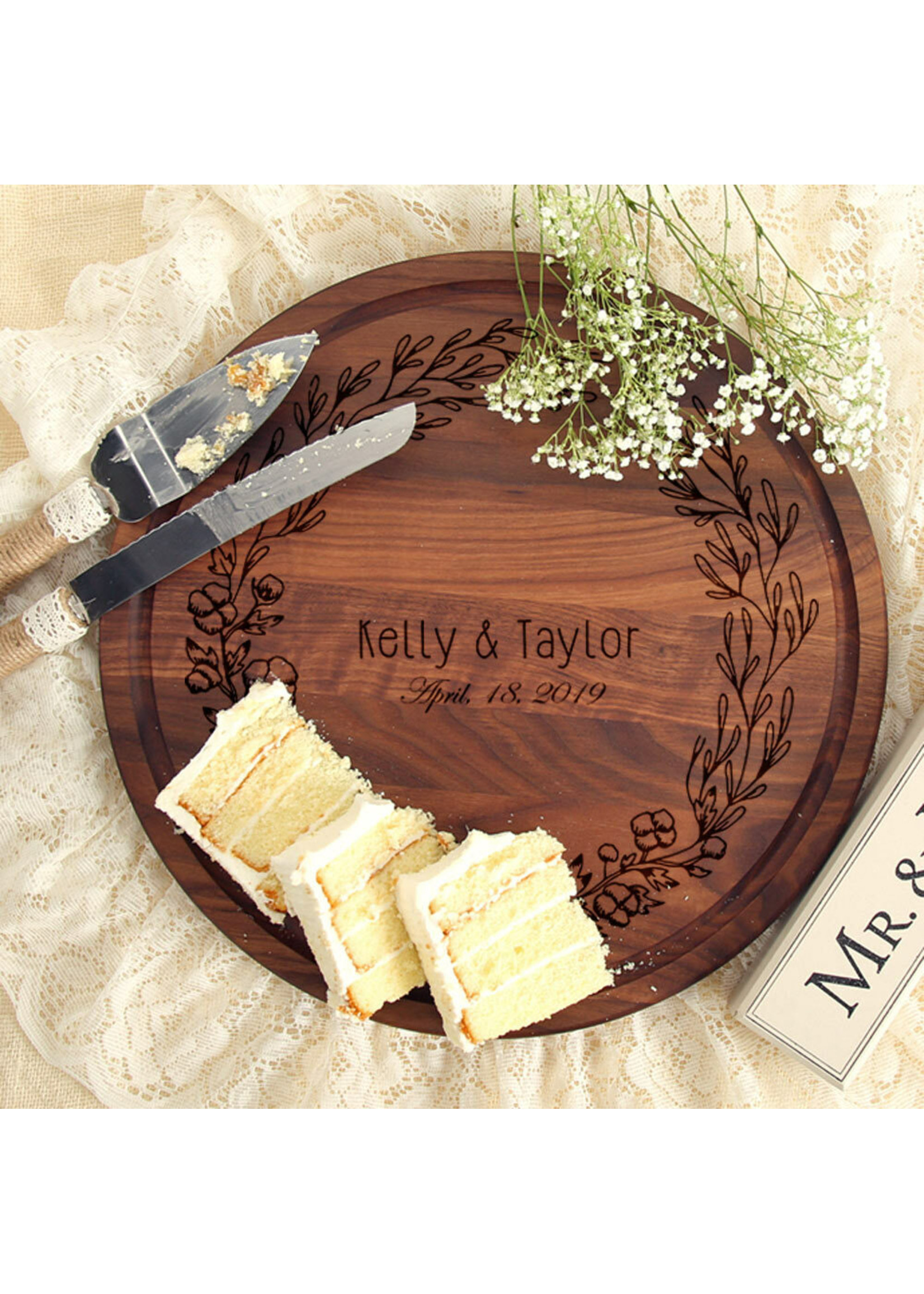 bigwood boards Wedding Wreath Cutting Board