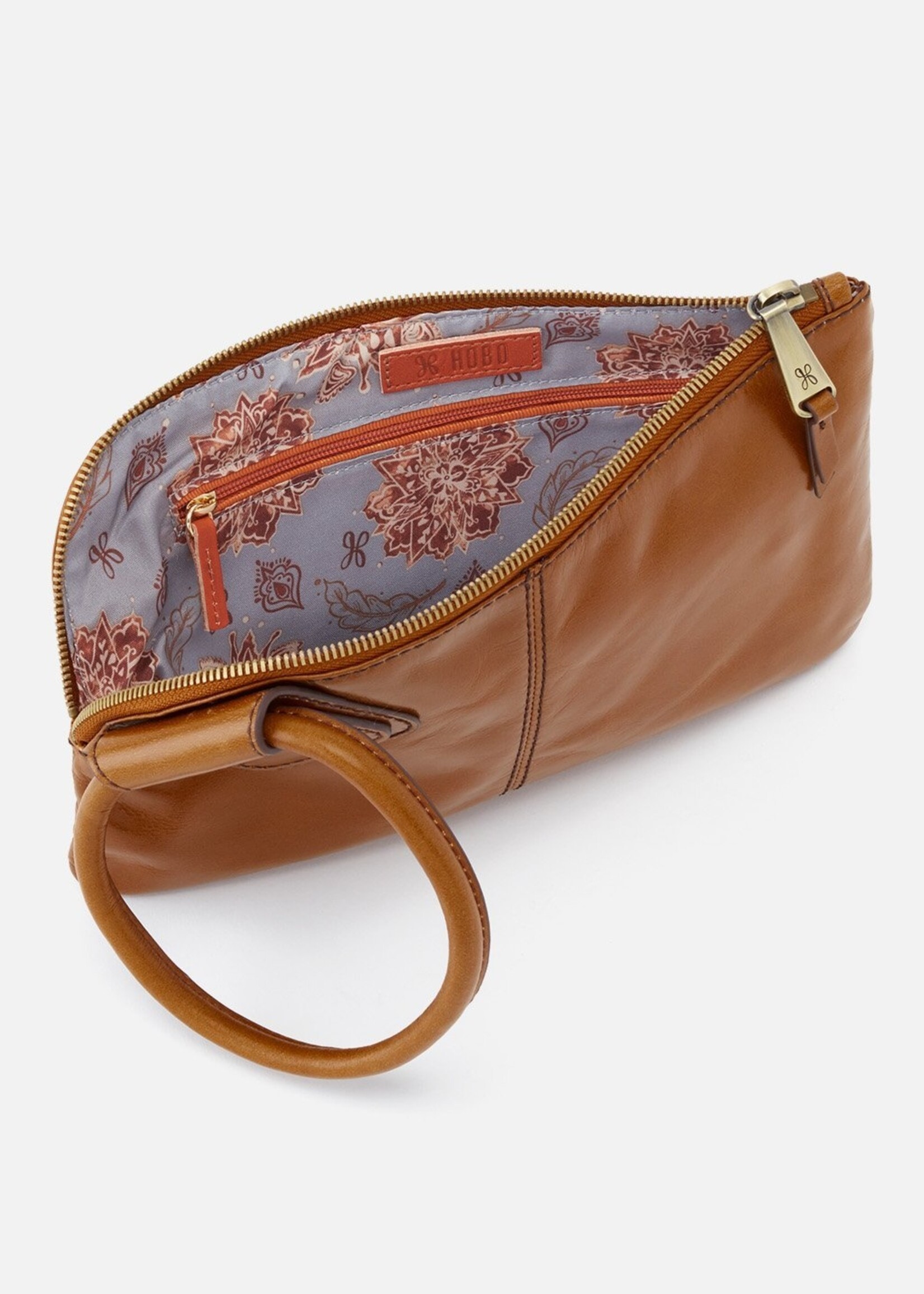 hobo Sable Wristlet - Truffle