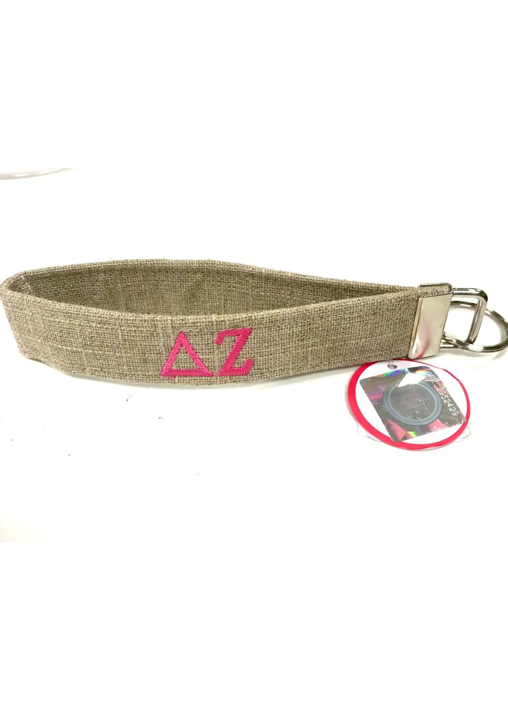 Dog Collar World Delta Zeta Keychain