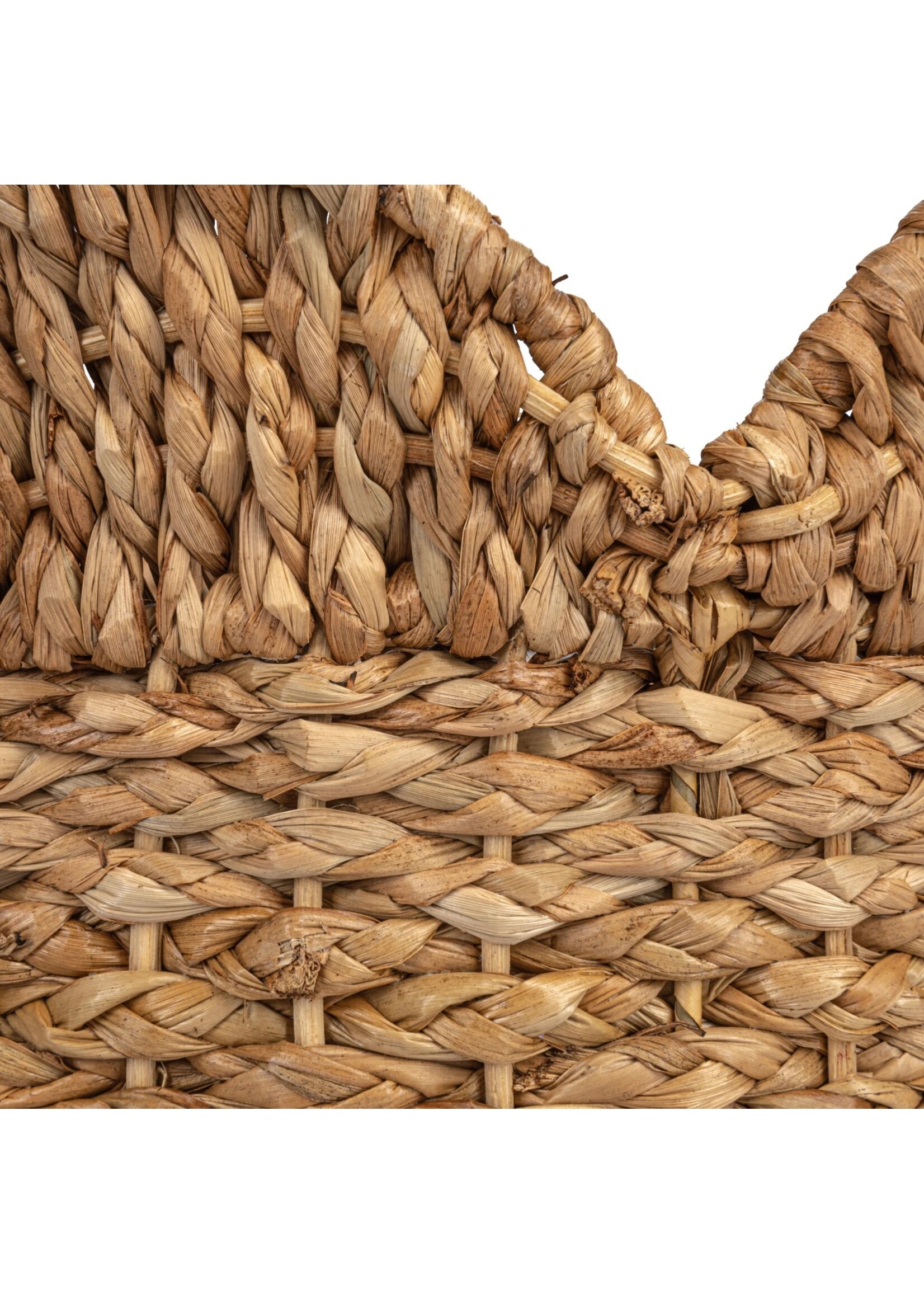 Creative Co-op Medium Braided Bankuan & Rattan Baskets w/ Scalloped Edge