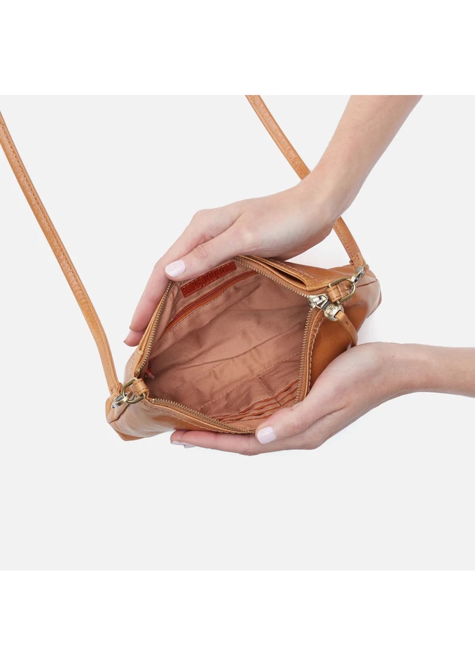 hobo Darcy Convertible Crossbody - Natural
