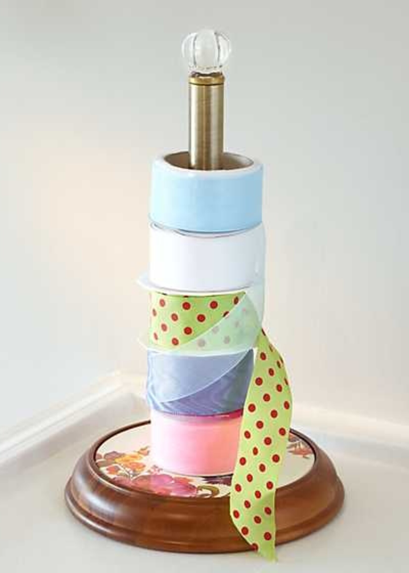 Mackenzie-Childs White Flower Market Wood Paper Towel Holder