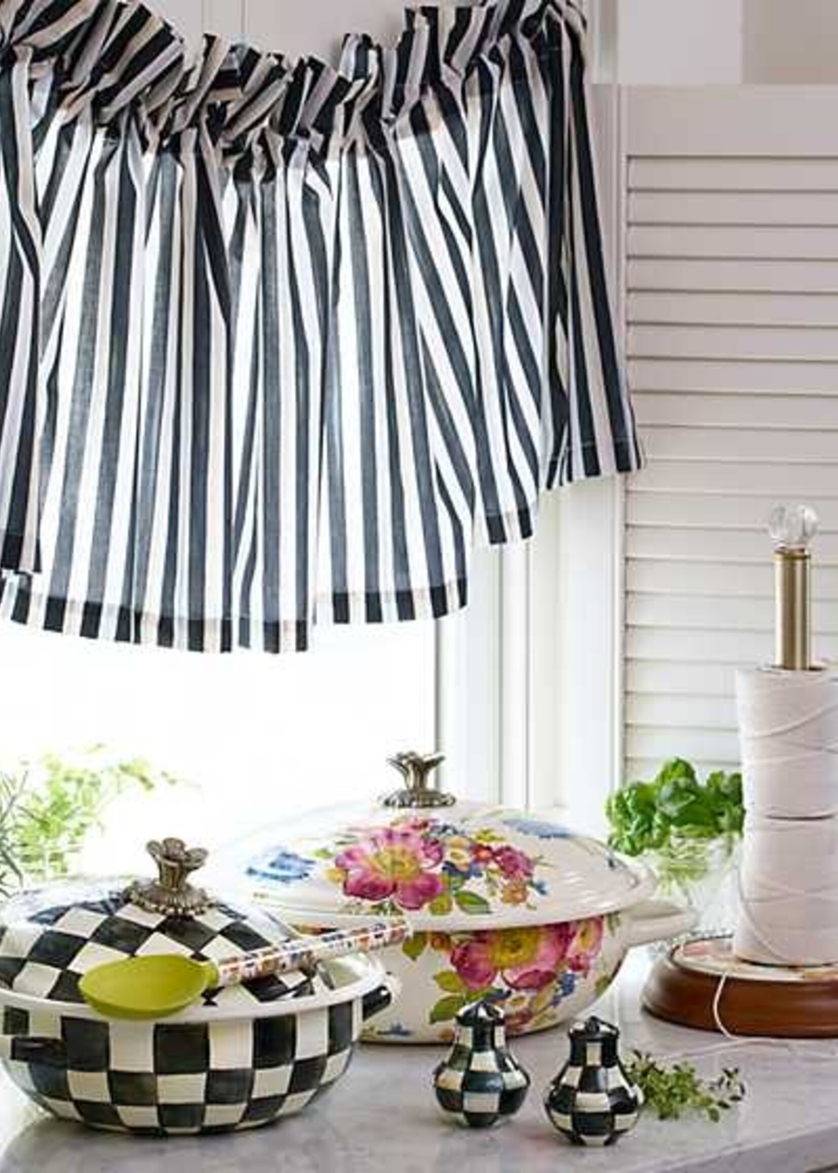 Mackenzie-Childs White Flower Market Wood Paper Towel Holder