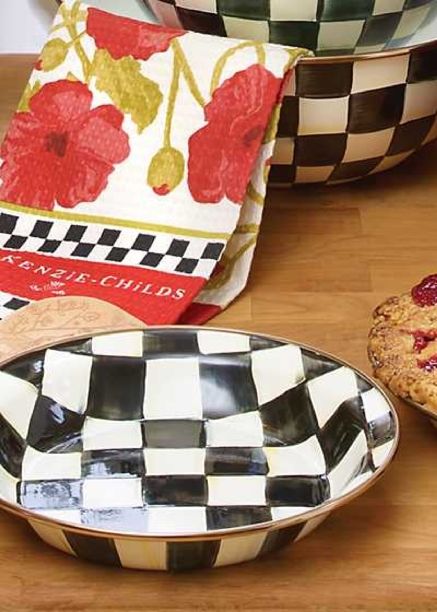 Mackenzie-Childs Courtly Check Pie Plate