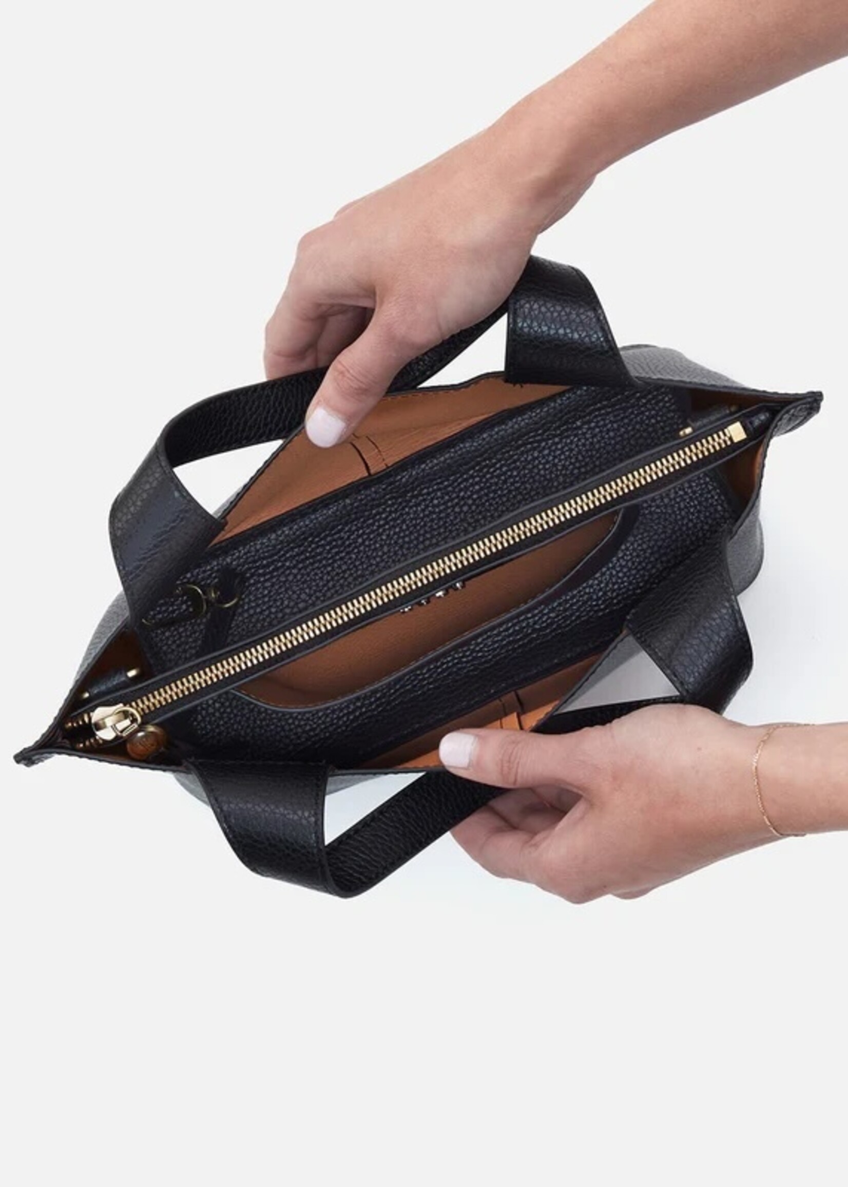 hobo Vida Small Tote - Black