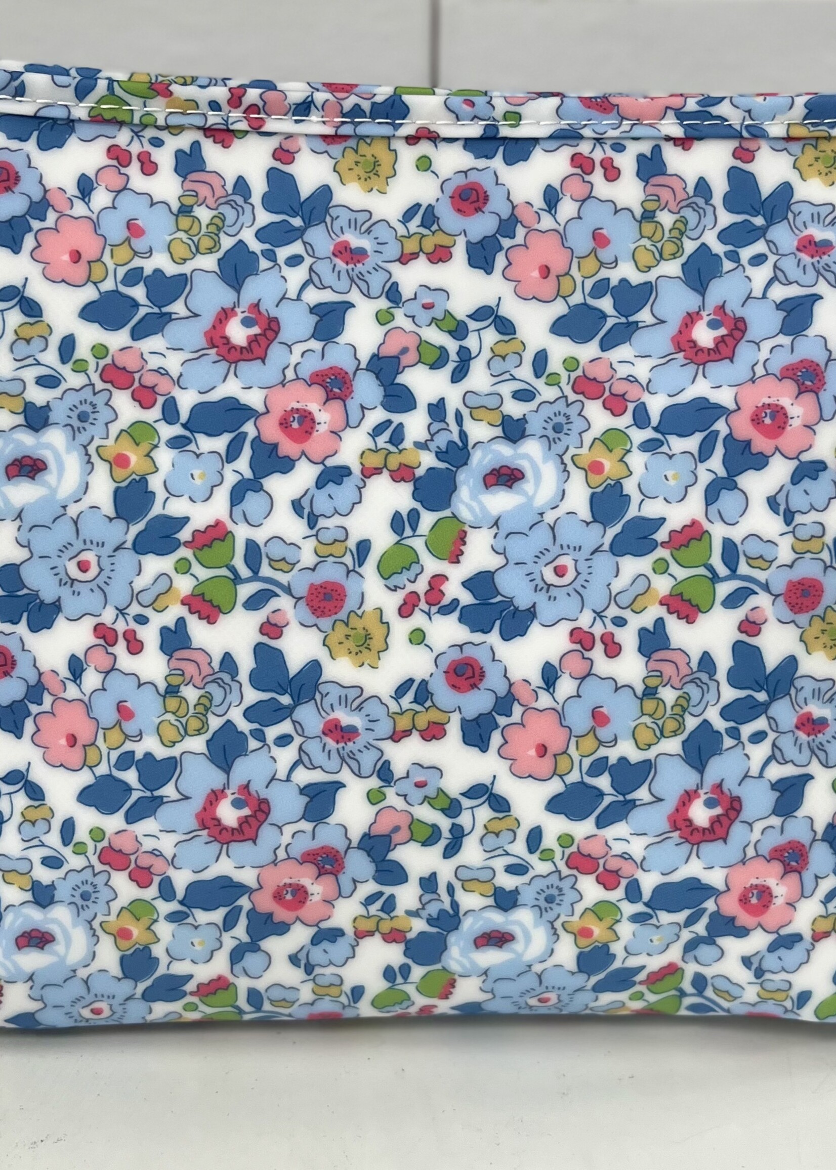 TRVL DESIGN Roadie Large - Bridgehampton Floral