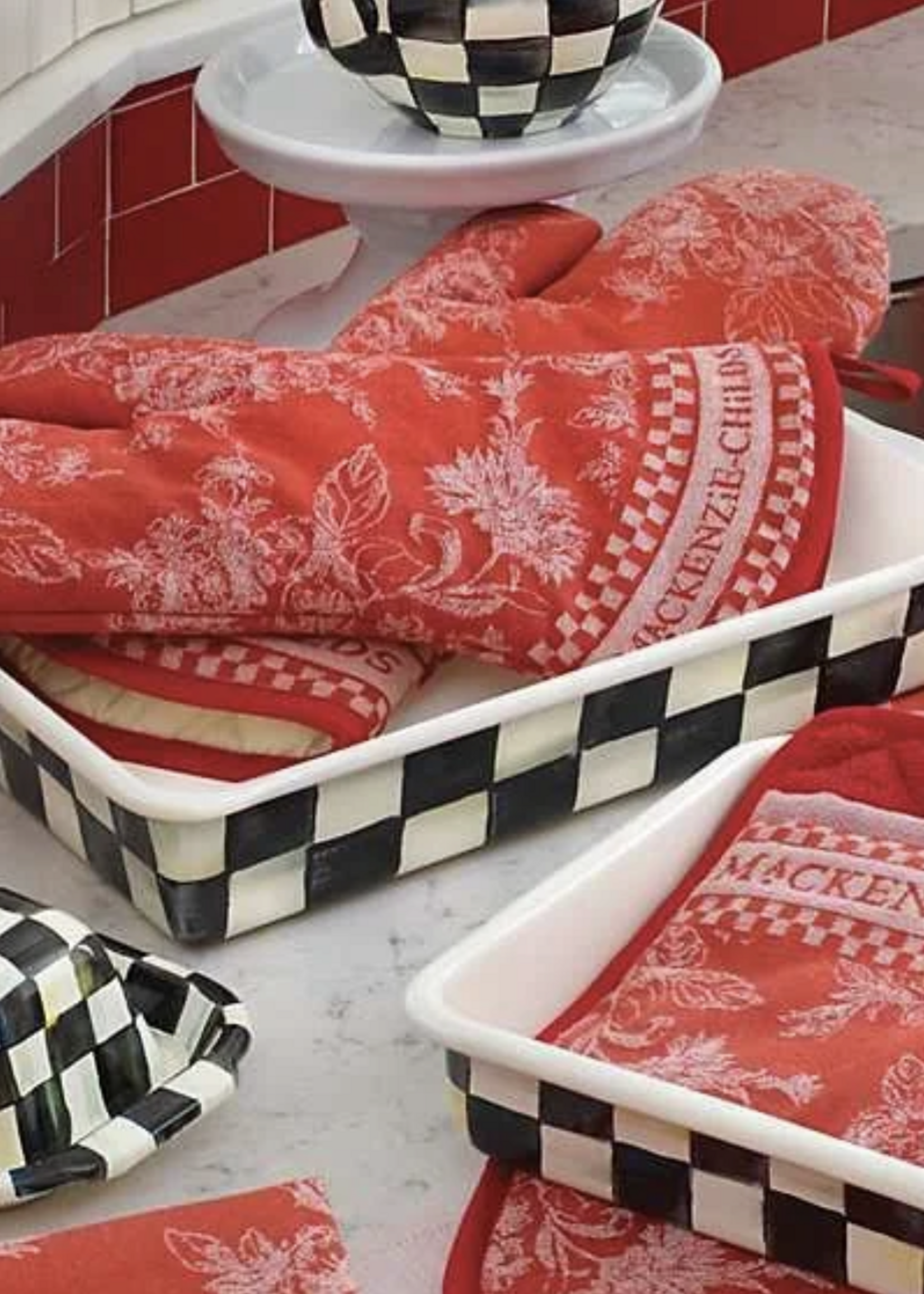 Mackenzie-Childs Courtly Check 9" x 13" Baking Pan