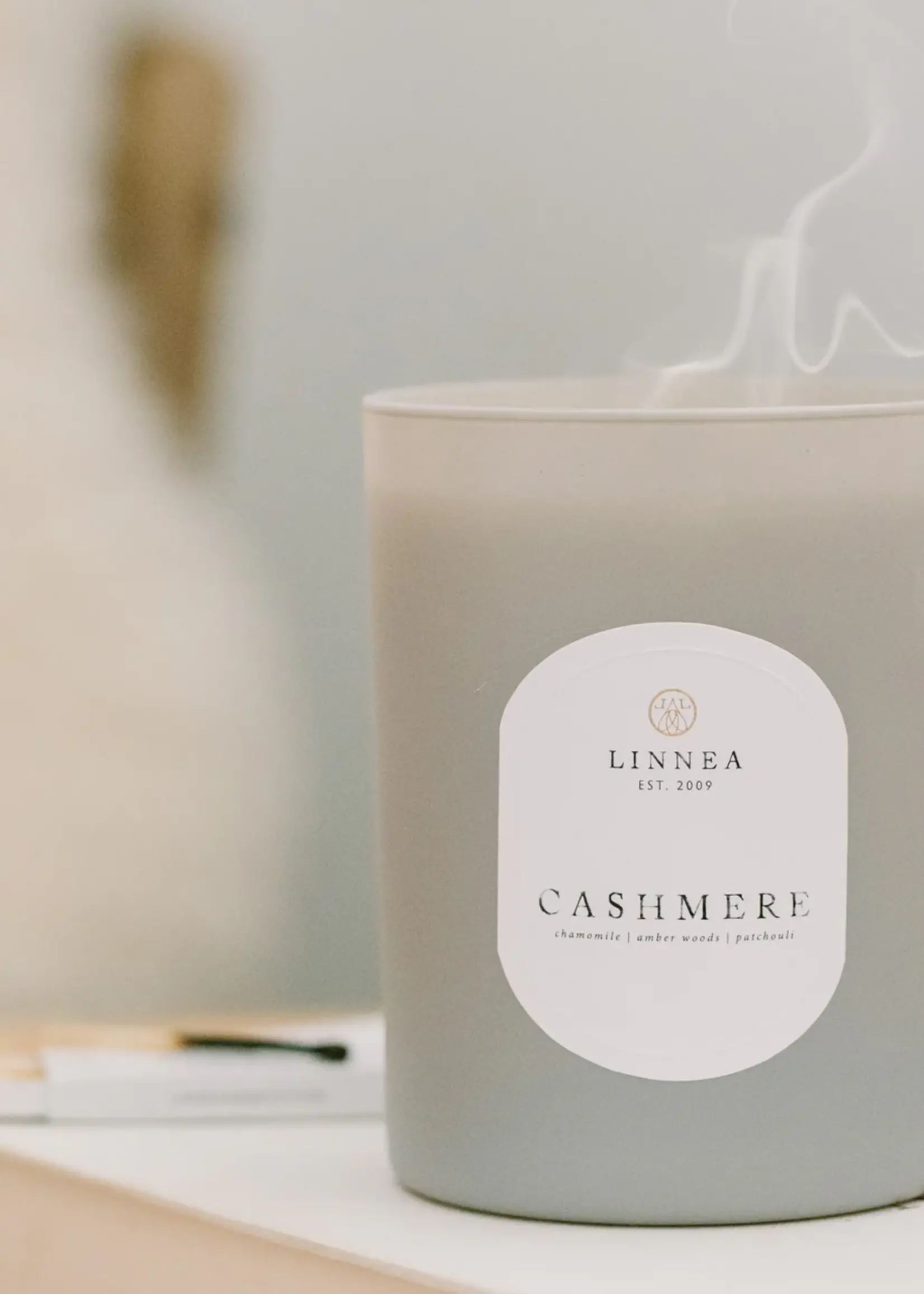 linnea Cashmere Large Candle