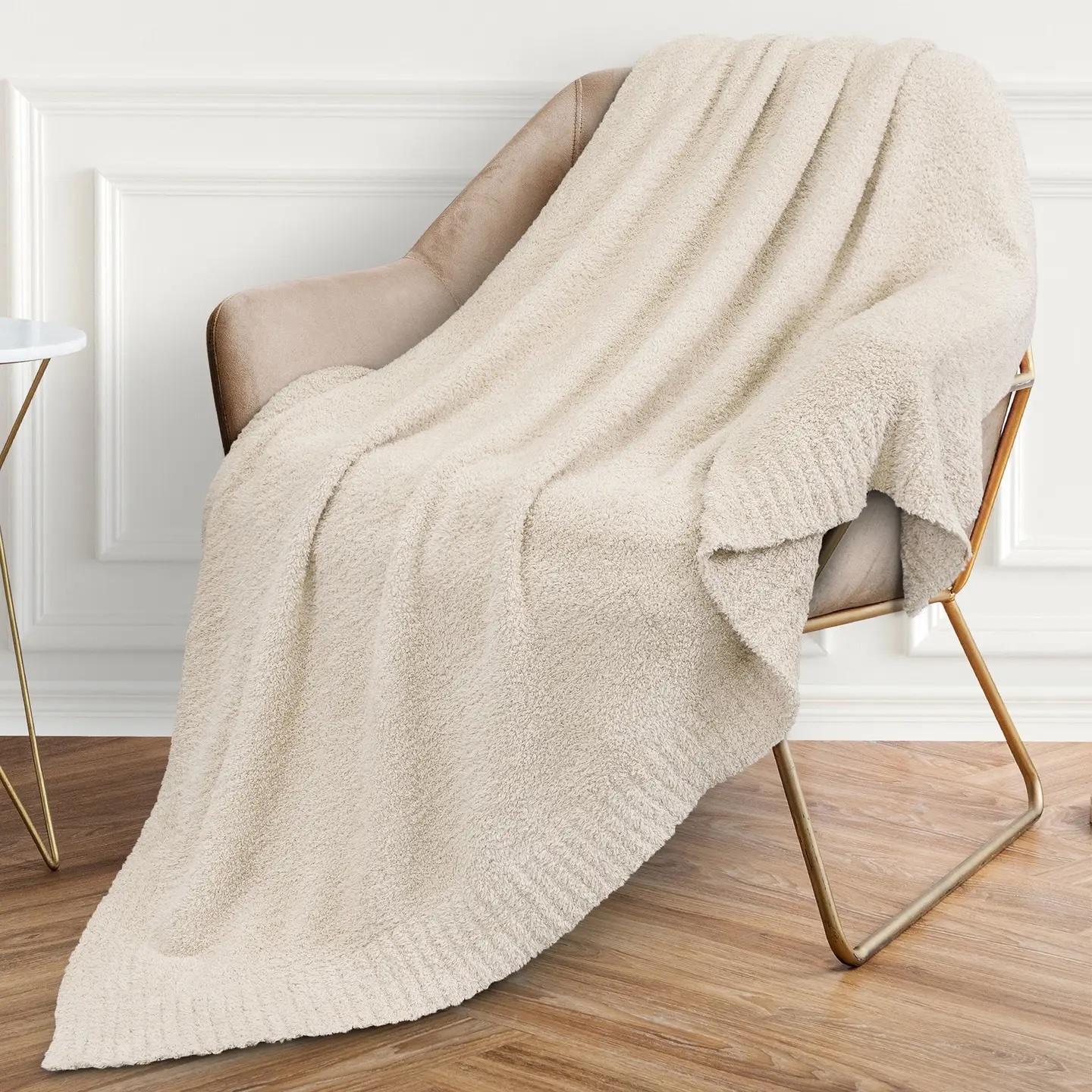 Toulouse Throw Cream main image 1