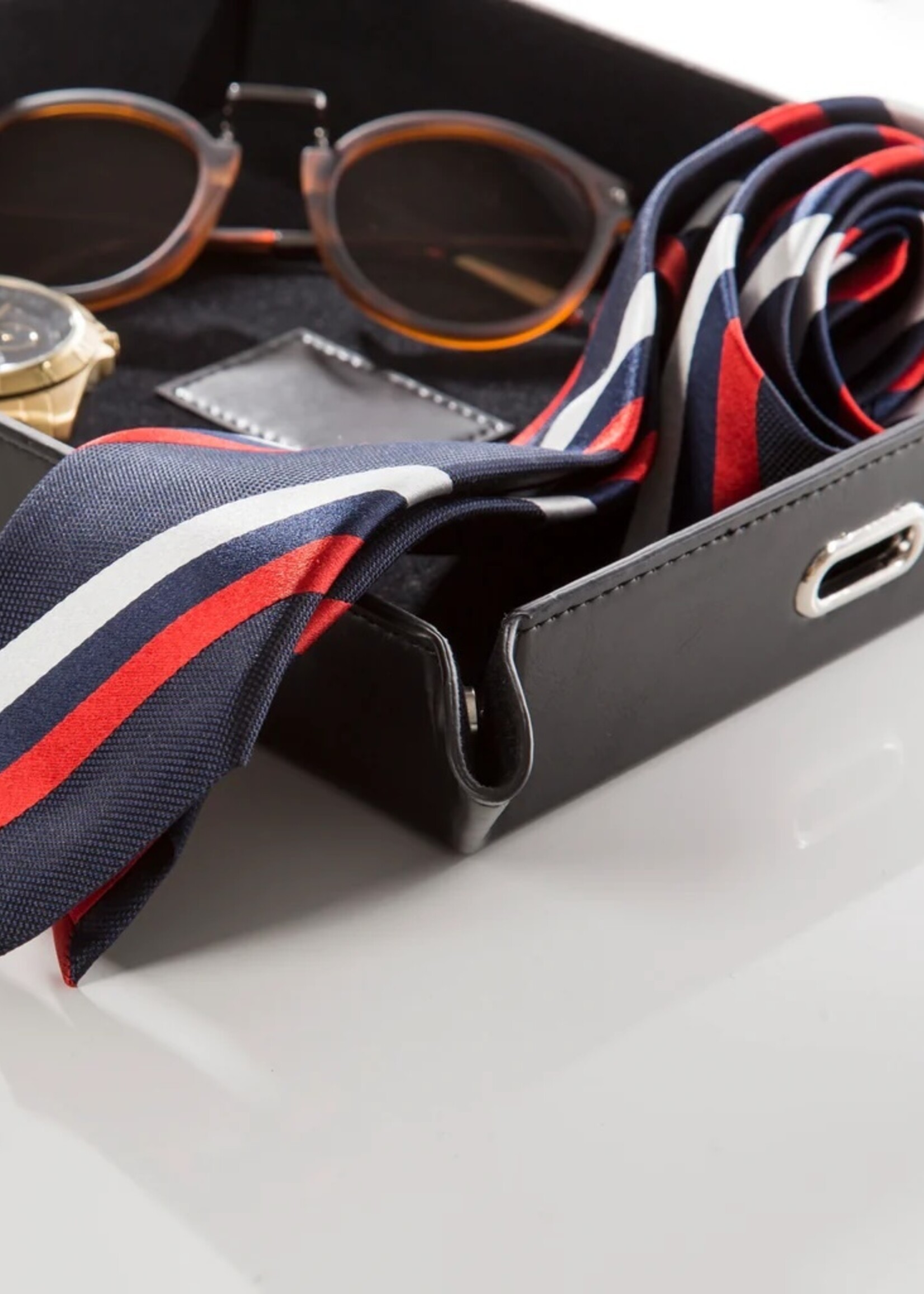 Brouk & Co The Genuine Throwall (Navy)