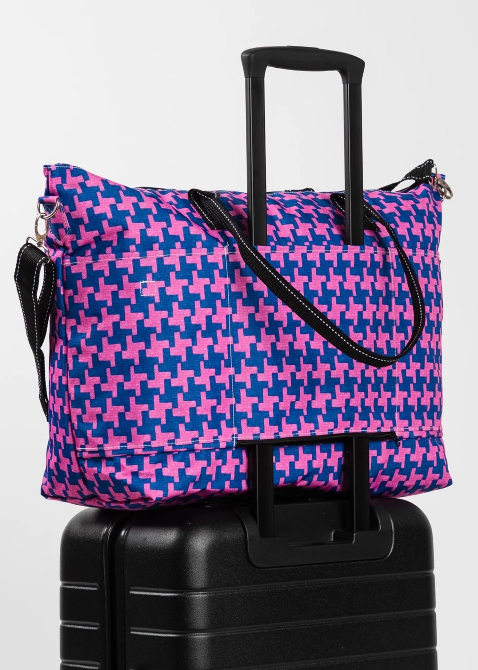 scout by bungalow Scout Overpacker  Lost and Hound Large