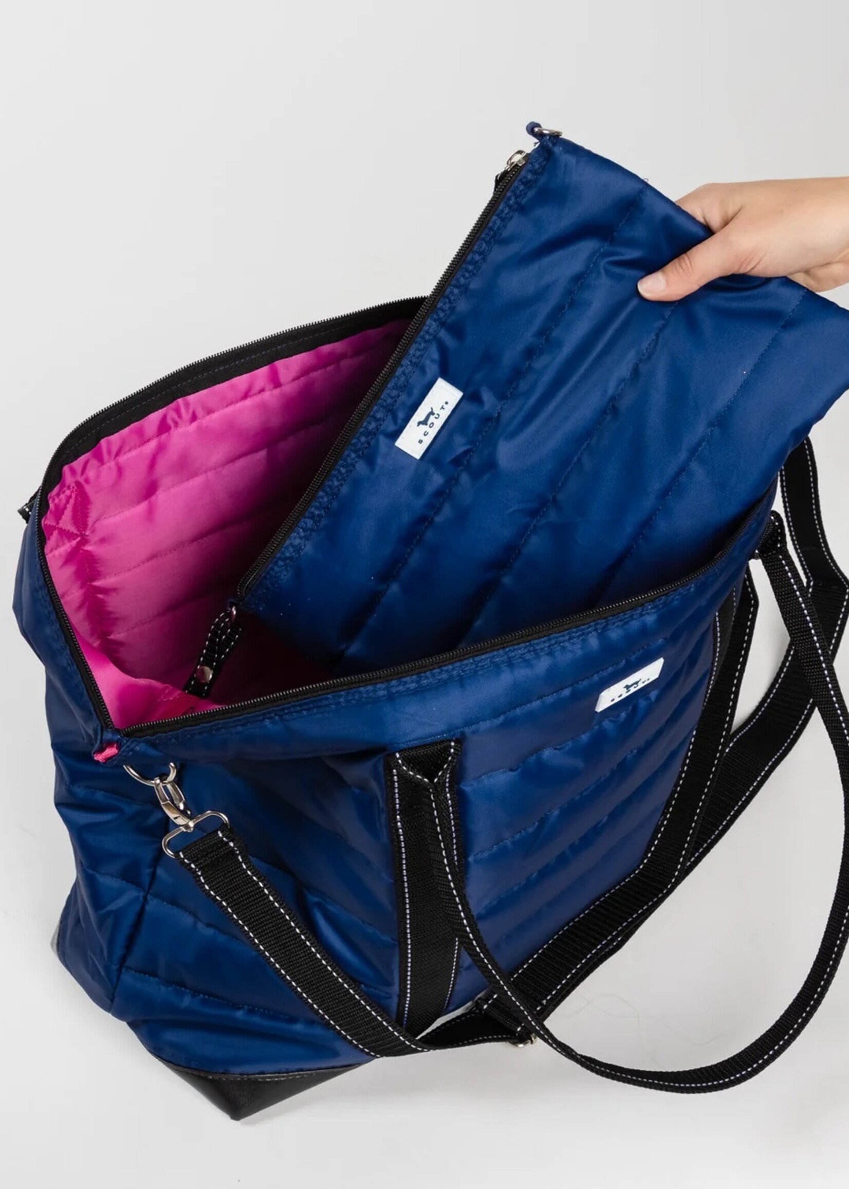 scout by bungalow Scout Triple Advisor Navy Puffer