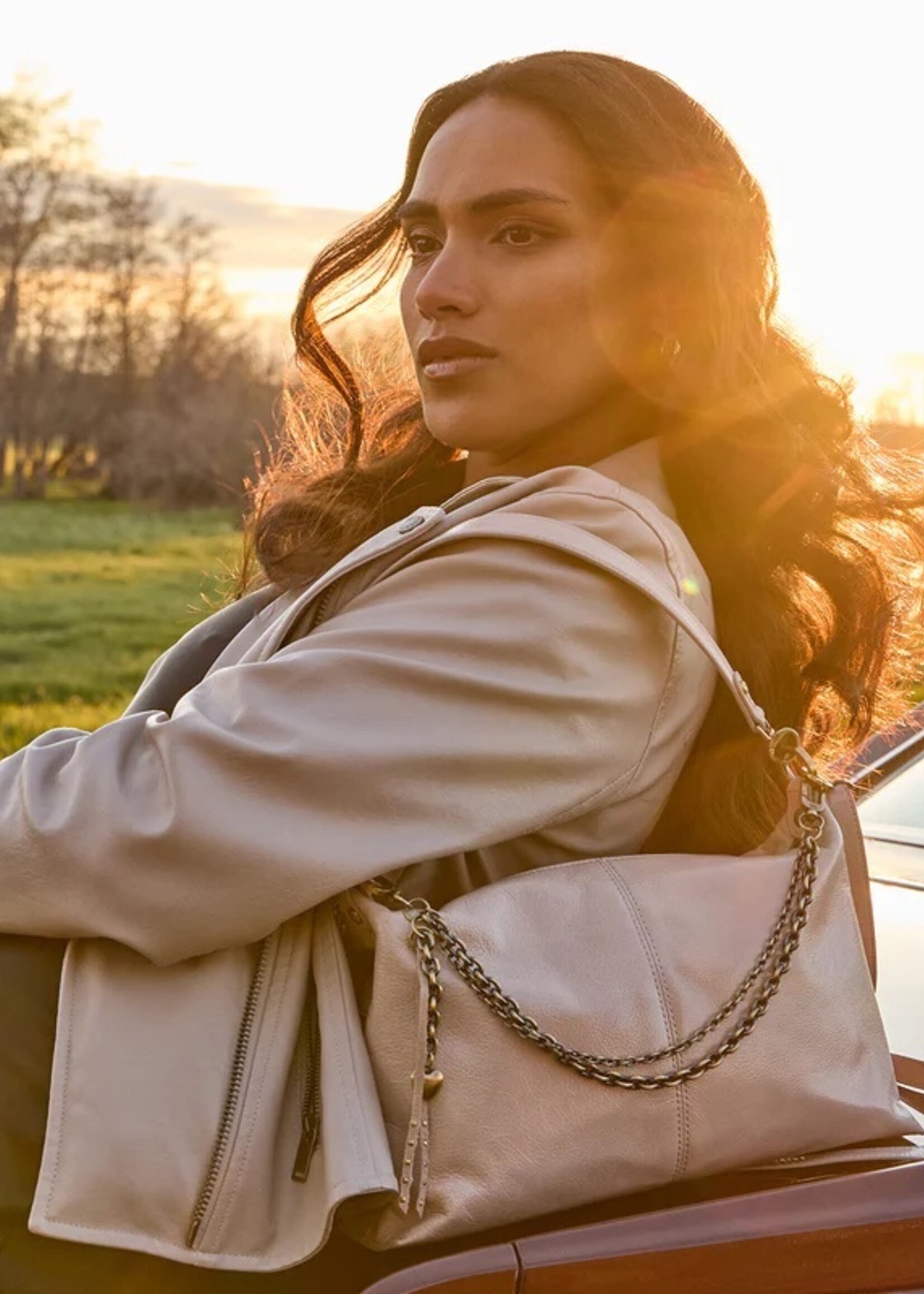 hobo Avon Shoulder Bag Stone Gloss