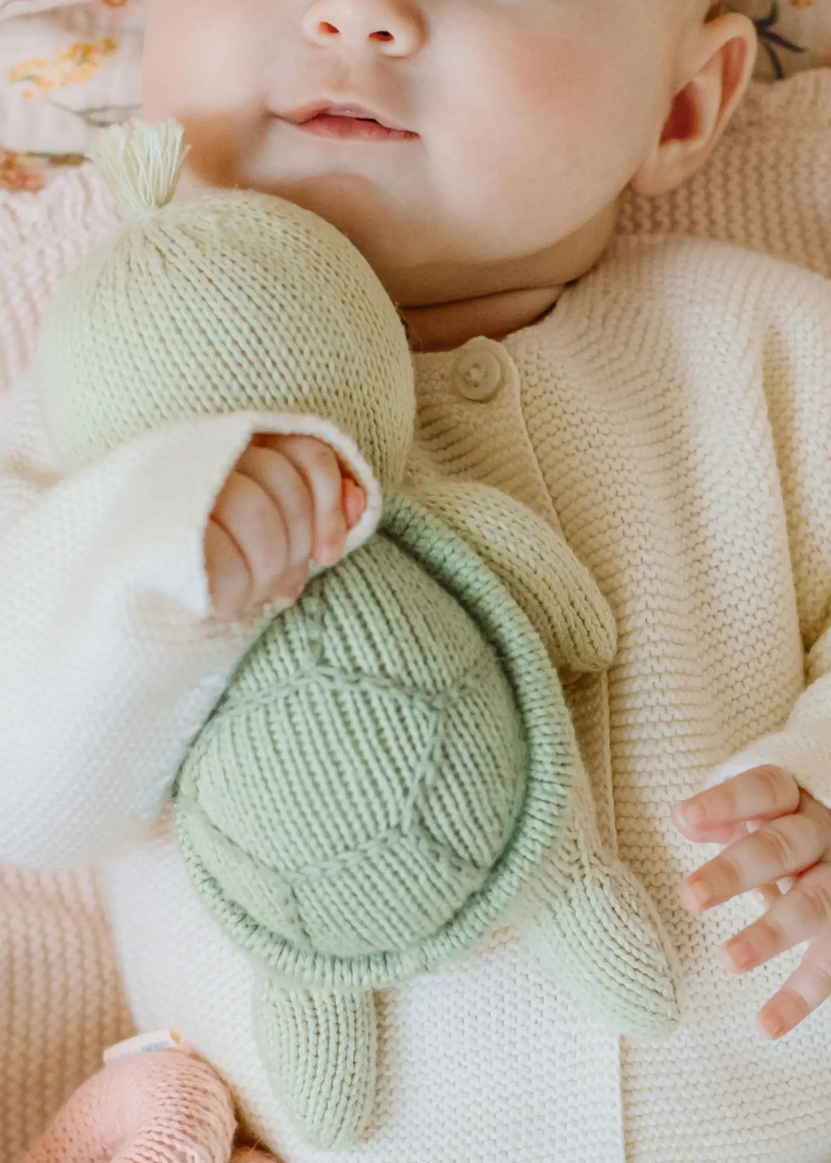 cuddle + kind Baby Sea Turtle (Kelp Green)